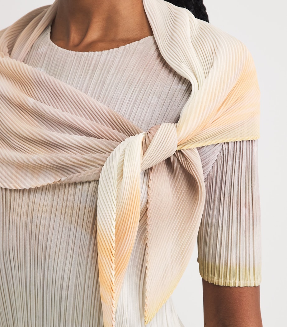 Pleats Please Issey Miyake Sea Bubble Scarf Greige Image 3