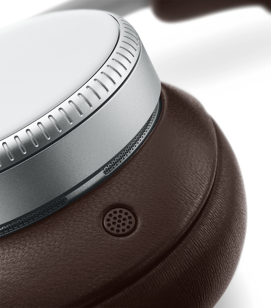 Beoplay H100 Noise-Cancelling Headphones CENTURY BROWN Image 9