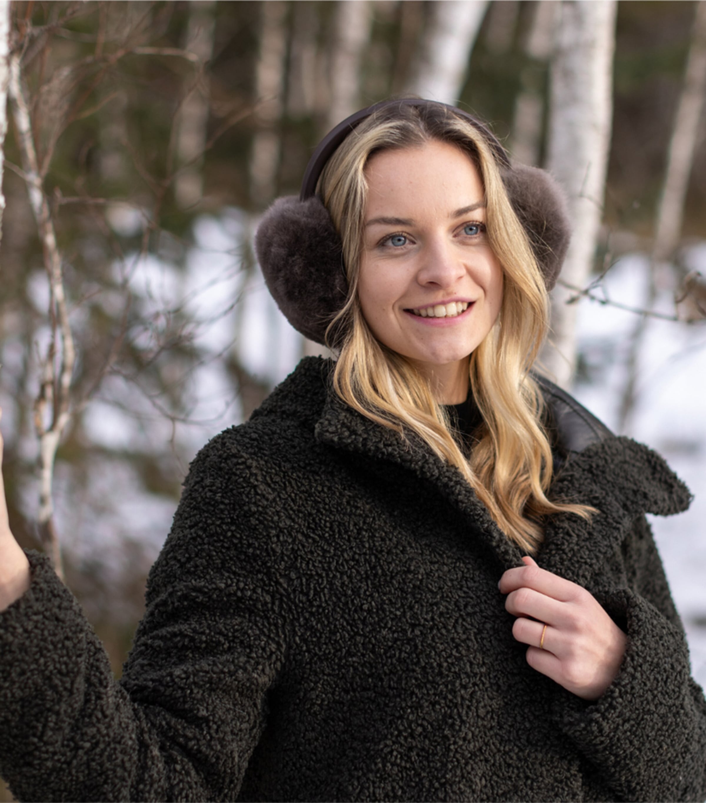 Weich Royal Alpaca Wool Olmo Earmuffs Beige Image 3