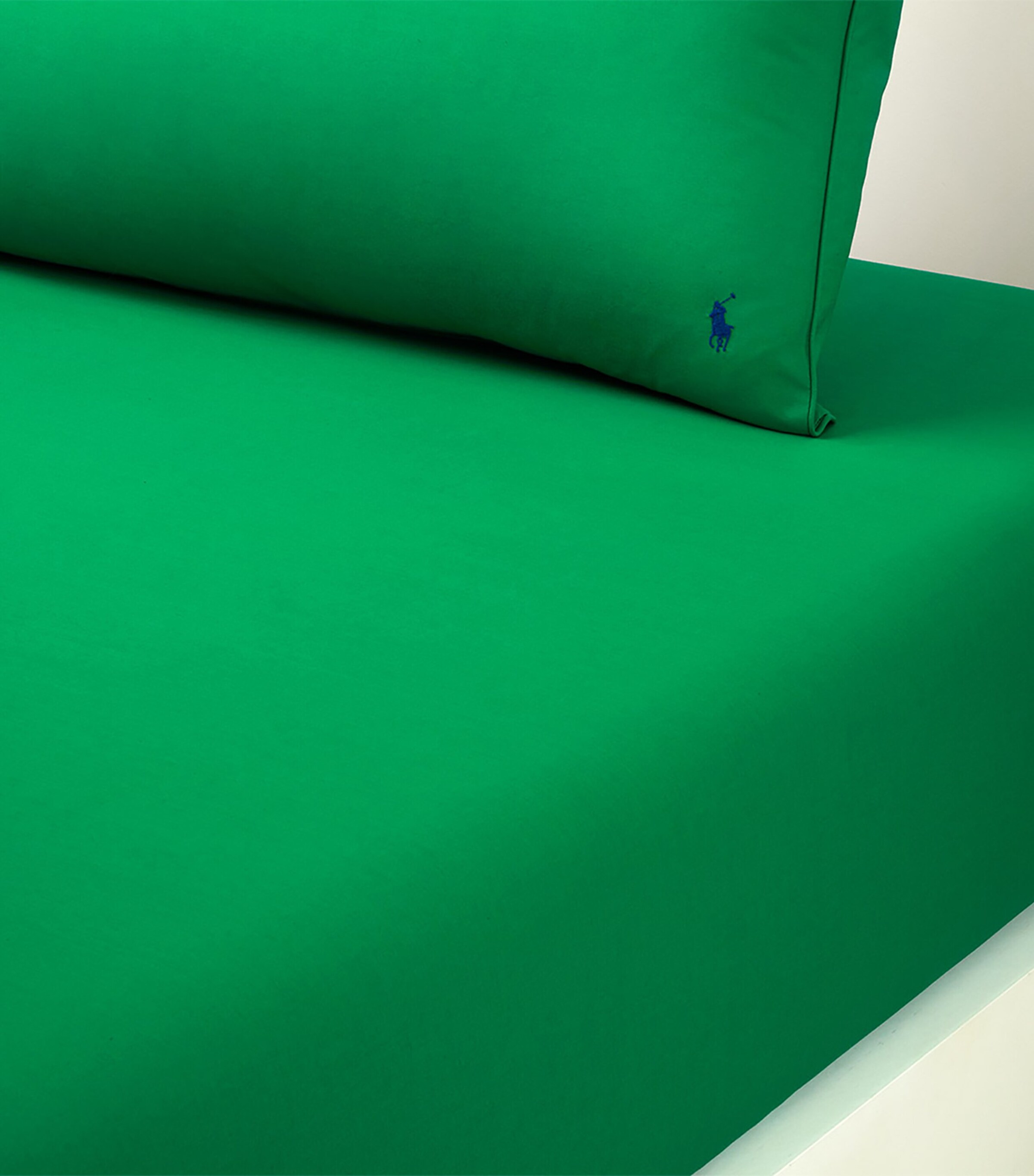 Ralph Lauren Home Cotton Double Fitted Sheet (140cm x 200cm) Billiard Image 2