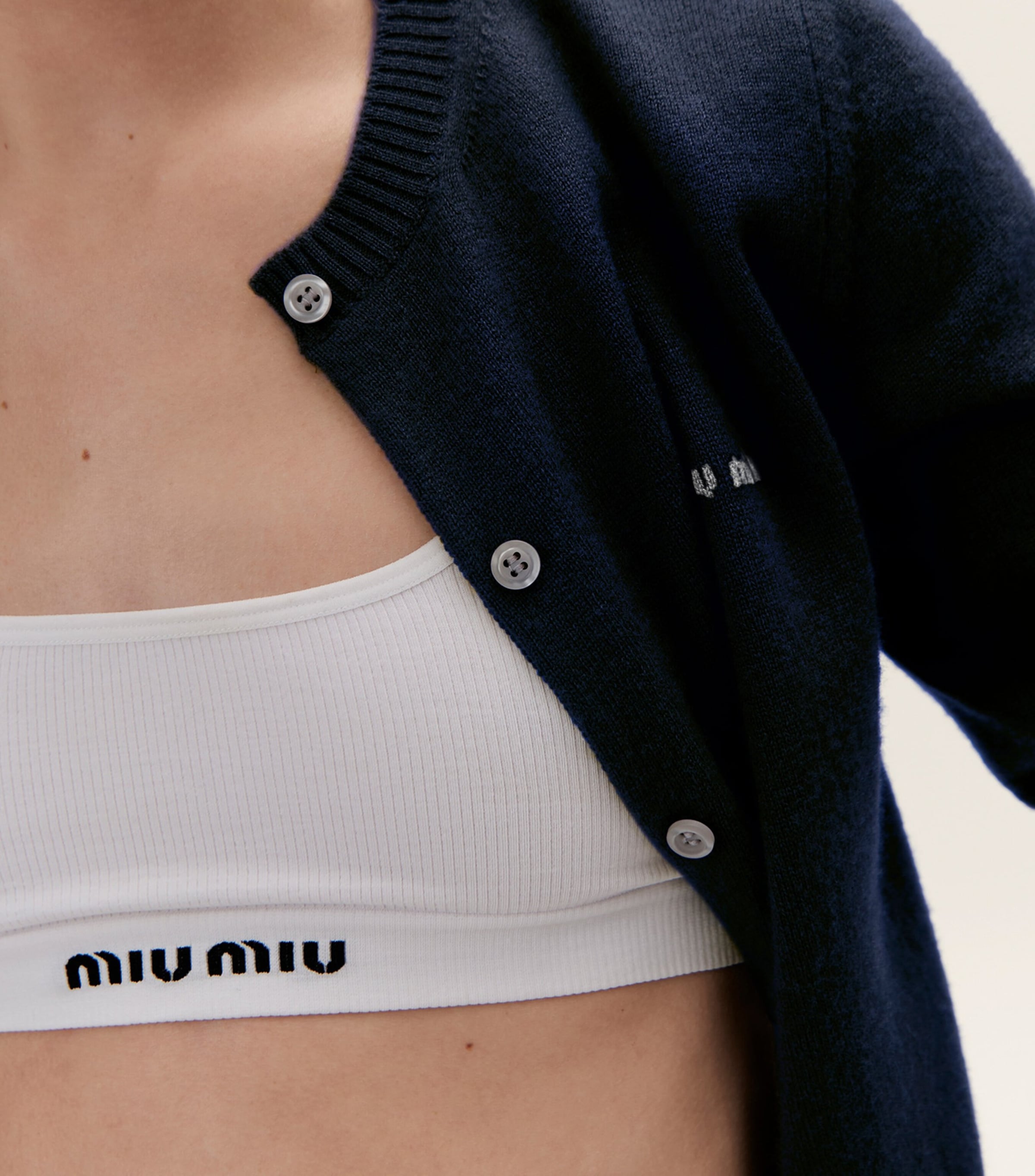 Seamless Racerback Crop Top F0009 Image 5