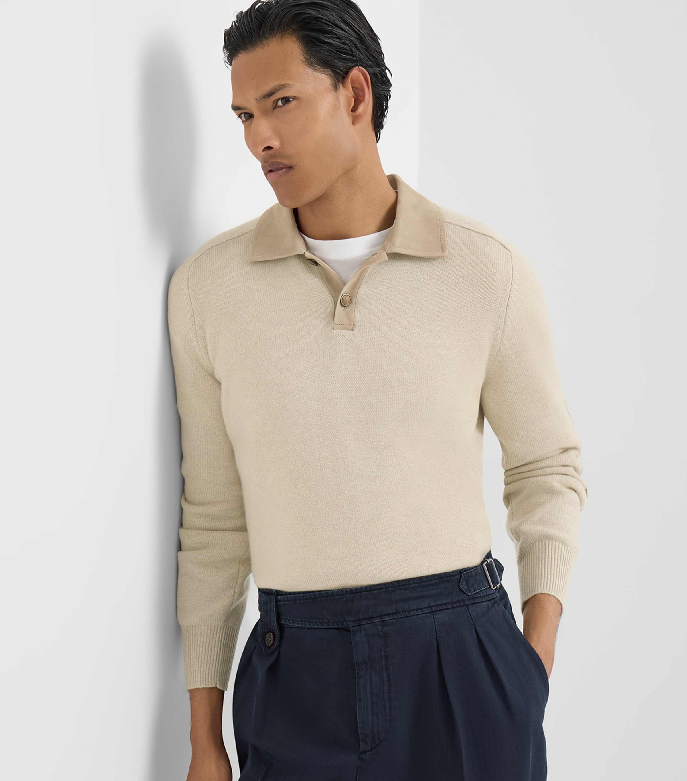 Brunello Cucinelli Mens Cashmere Suede-Collar Polo Sweater Sabbia Image 4