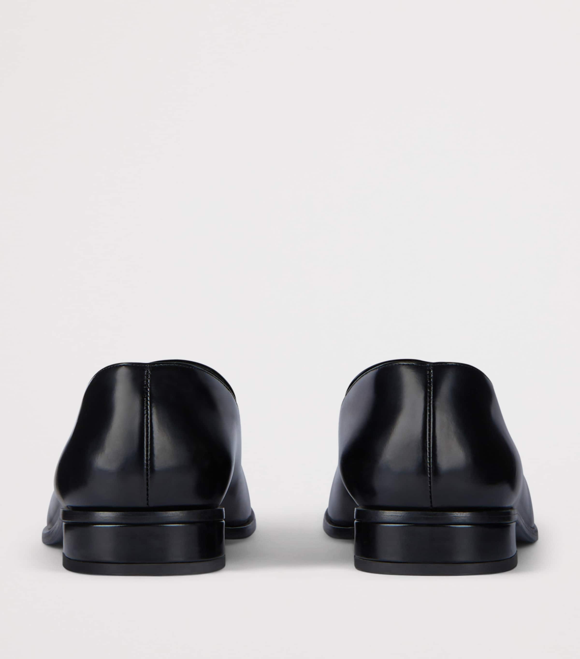 Leather Logo Loafers BLACK Image 5