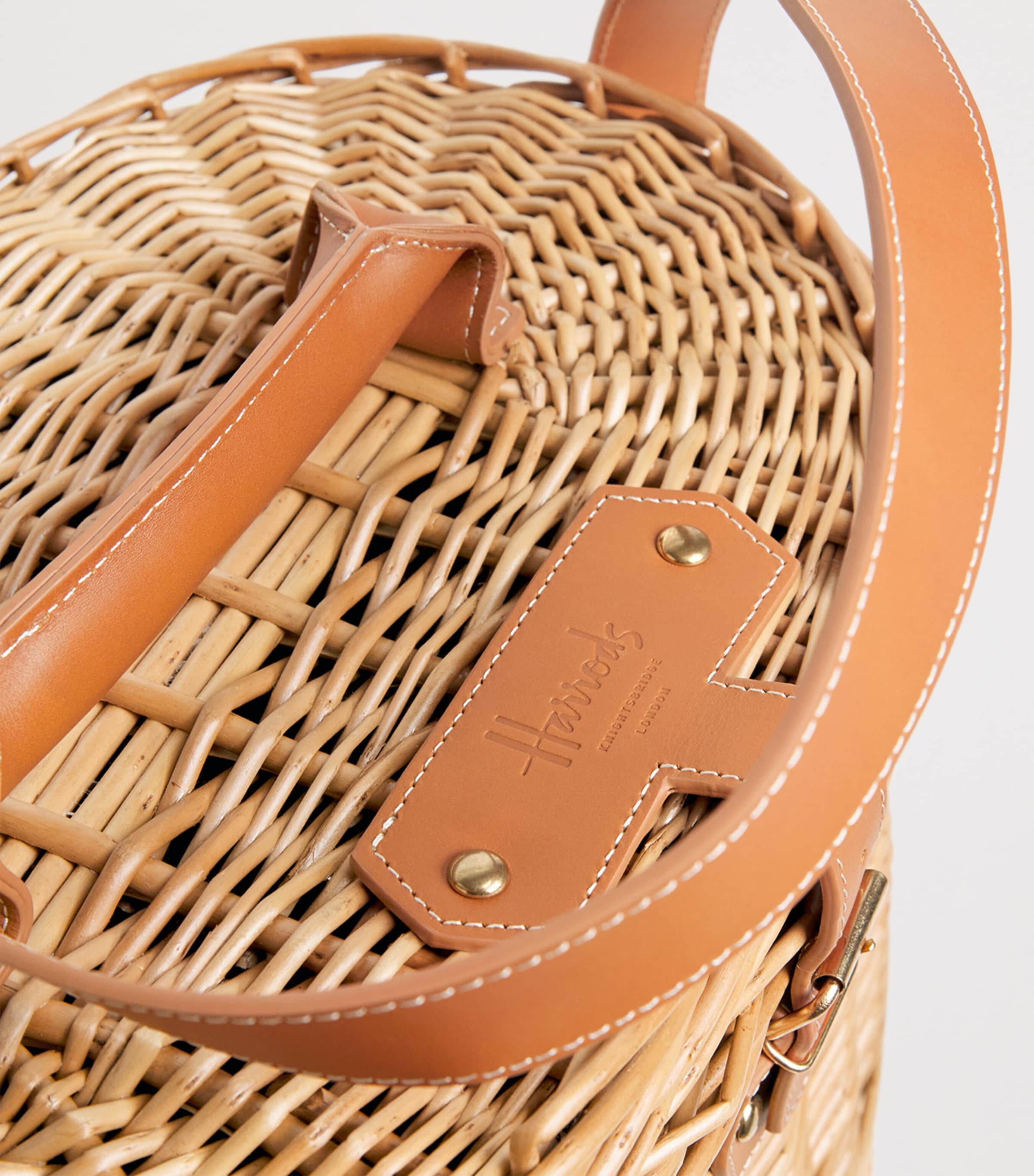 Fitted Champagne Hamper BROWN Image 5