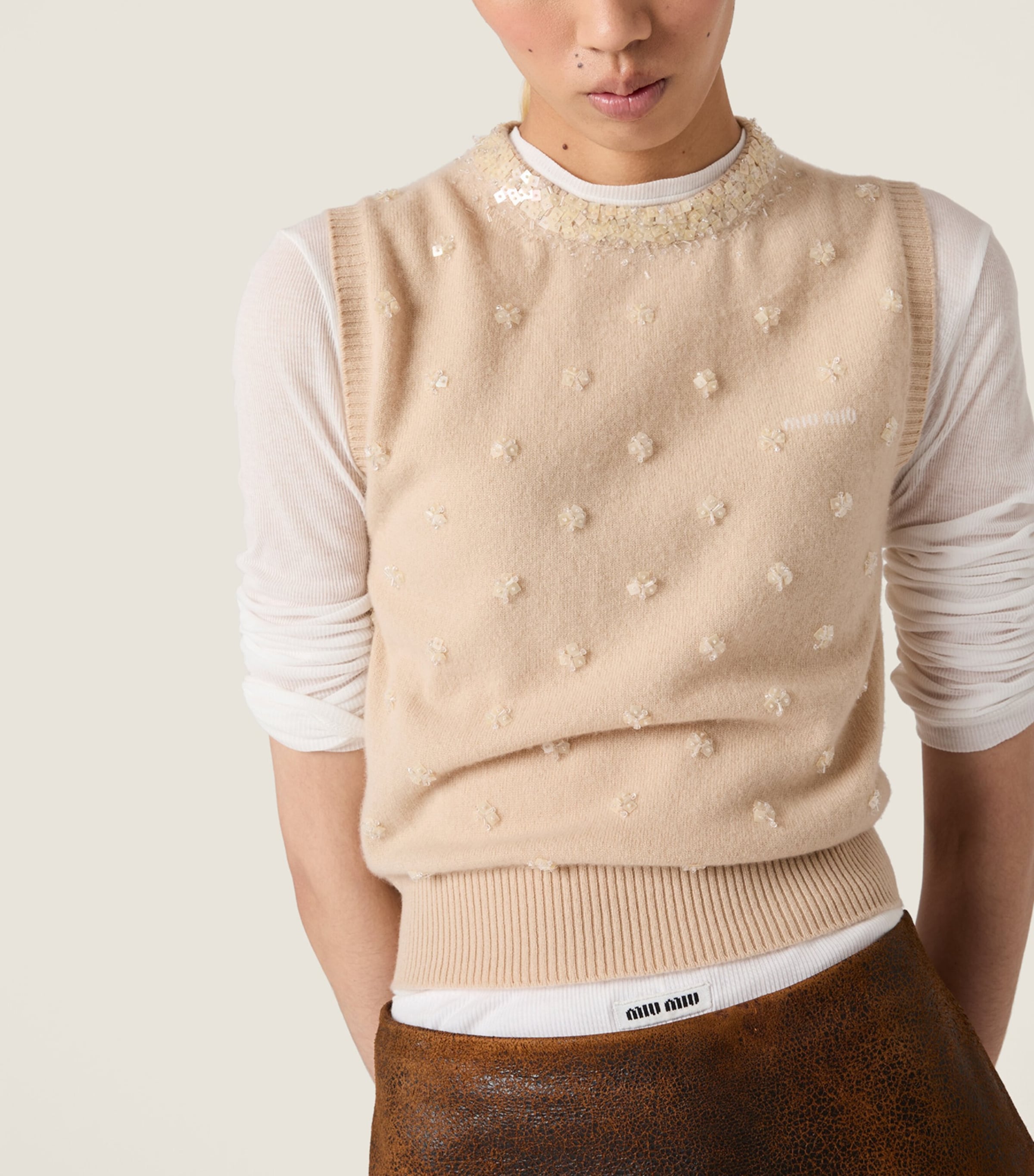 Cashmere Embellished Knit Vest F0627 Image 2