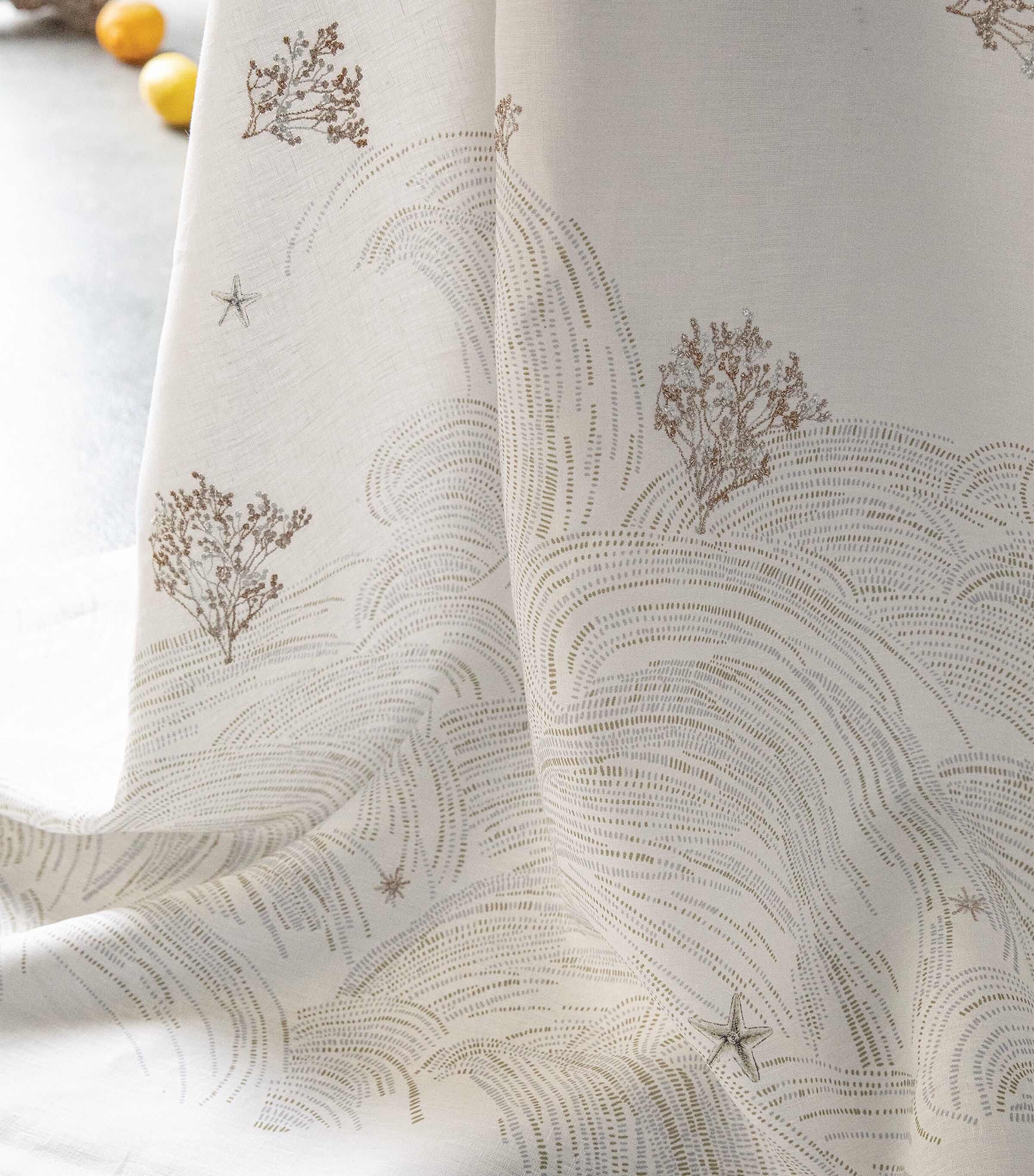 Alexandre Turpault Oceanide Blanc Tablecloth (170cm x 250cm) | Harrods UK