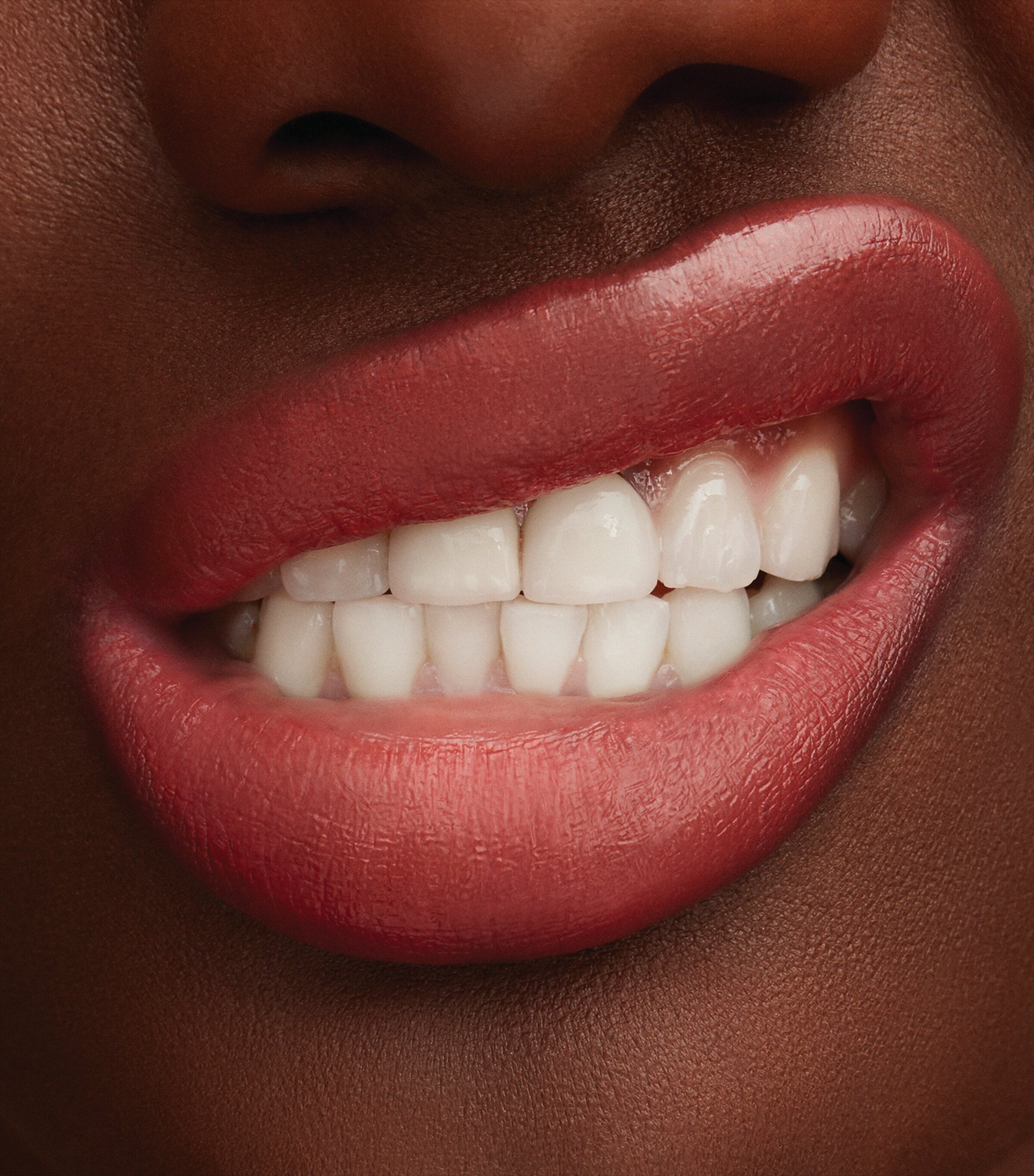 Lustreglass Sheer-Shine Lipstick BUSINESS CASUAL Image 11