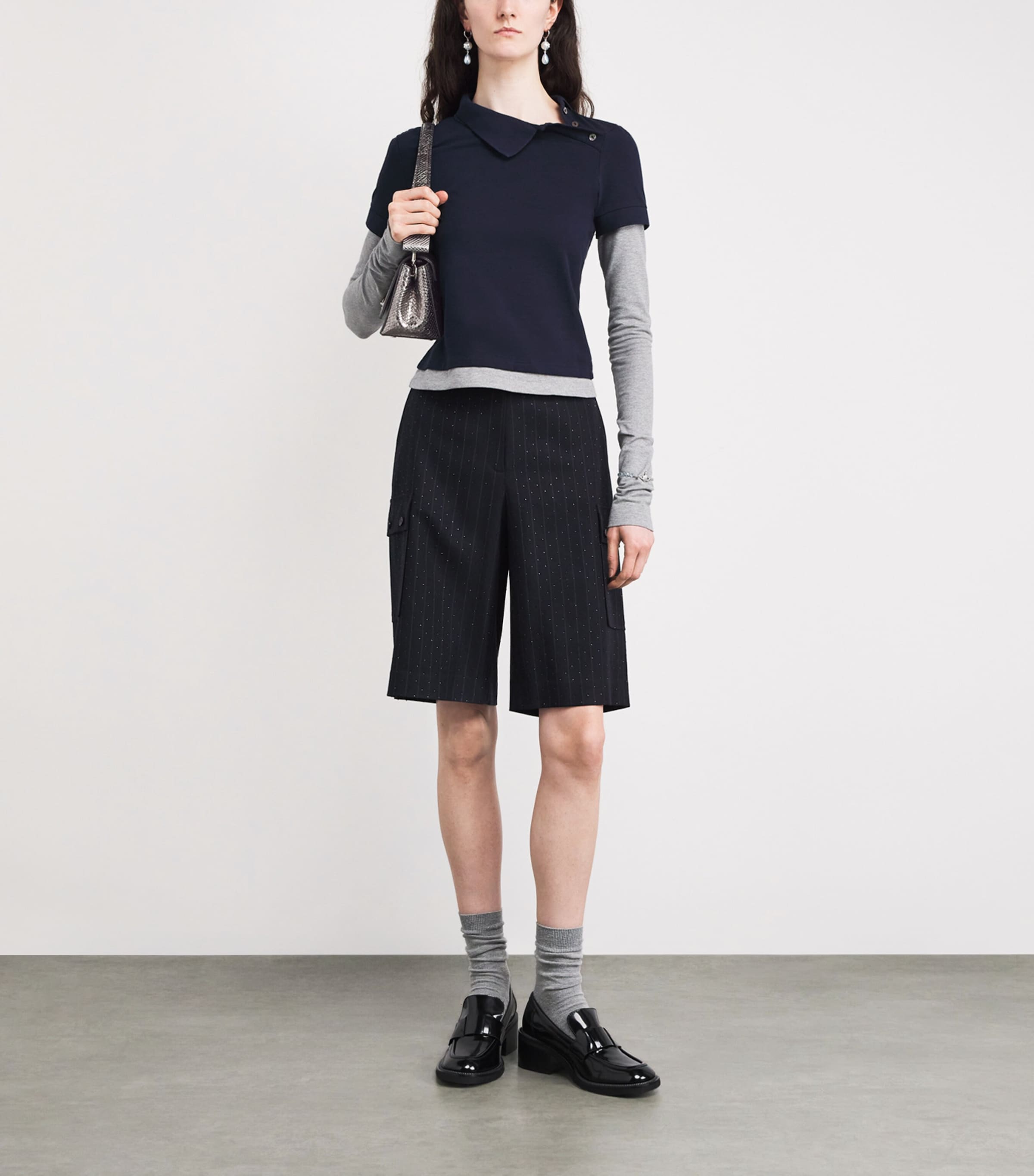 Medium Hazel Top-Handle Bag IRON Image 5