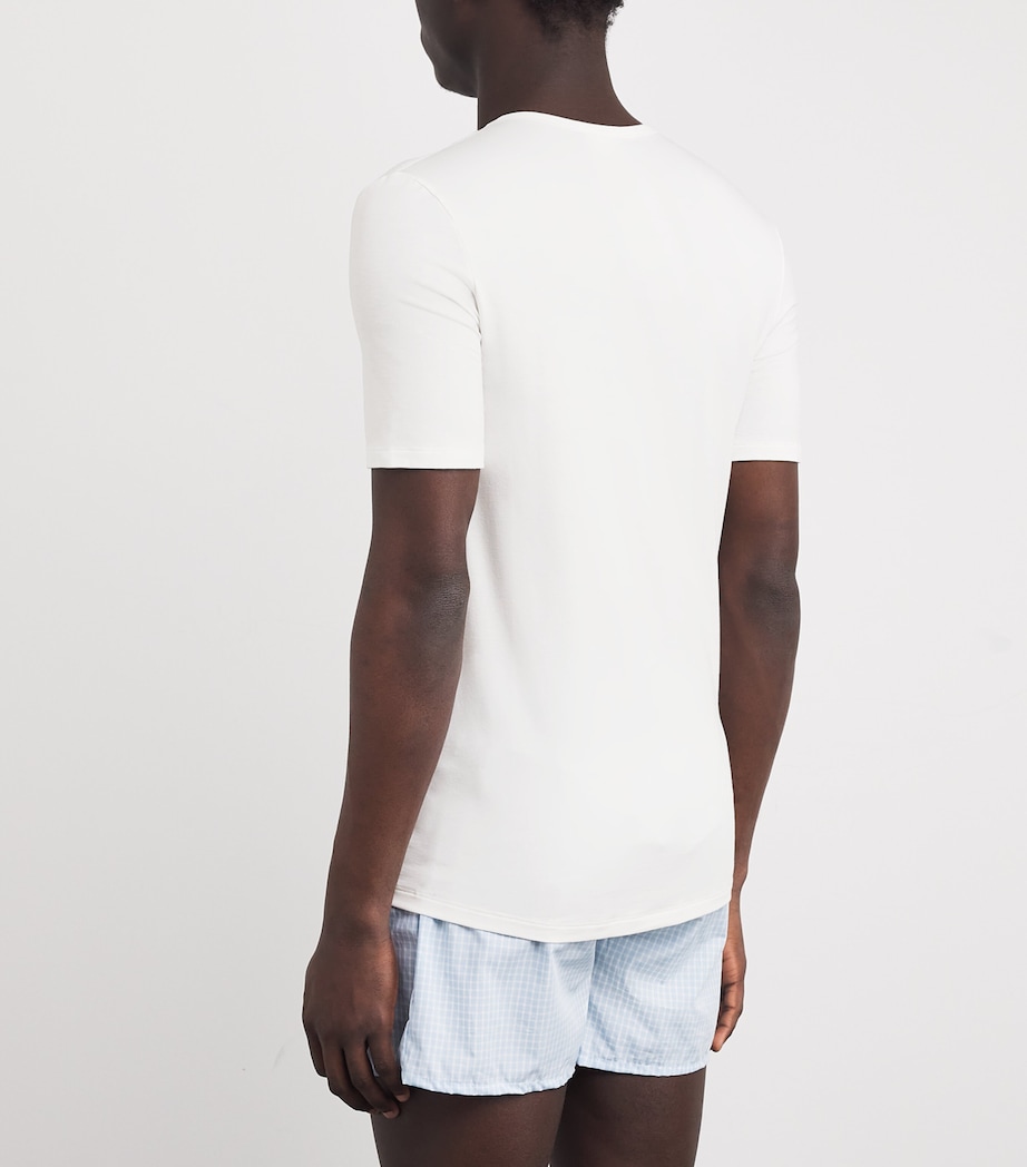 Egyptian Cotton Superior V-Neck T-Shirt 0101 WHITE Image 4