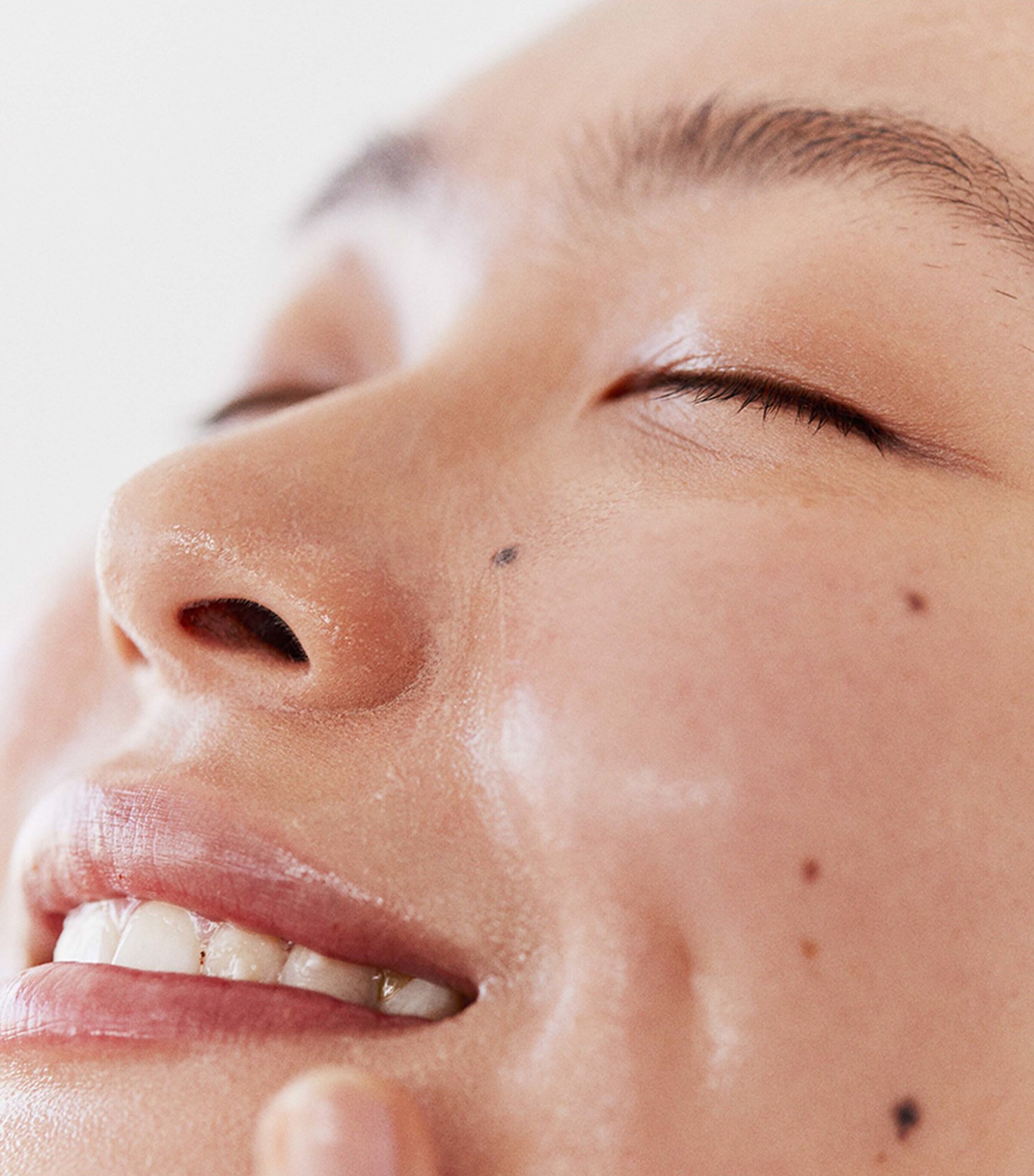 Rose Instant Hydration Mist (100ml) NO COLOUR Image 8