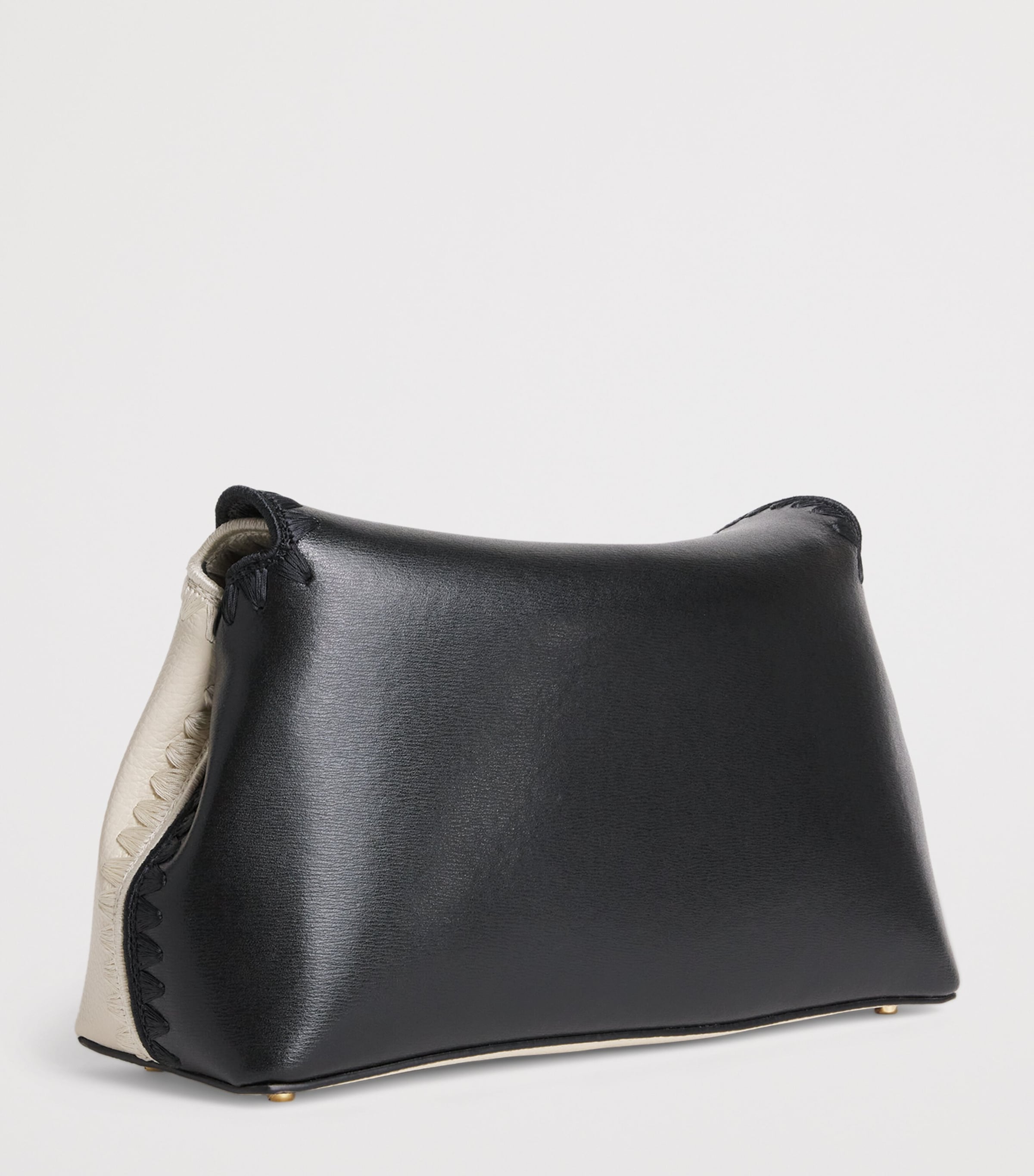 Leather T-Lock Clutch Bag 349 BLACK/MILK Image 3