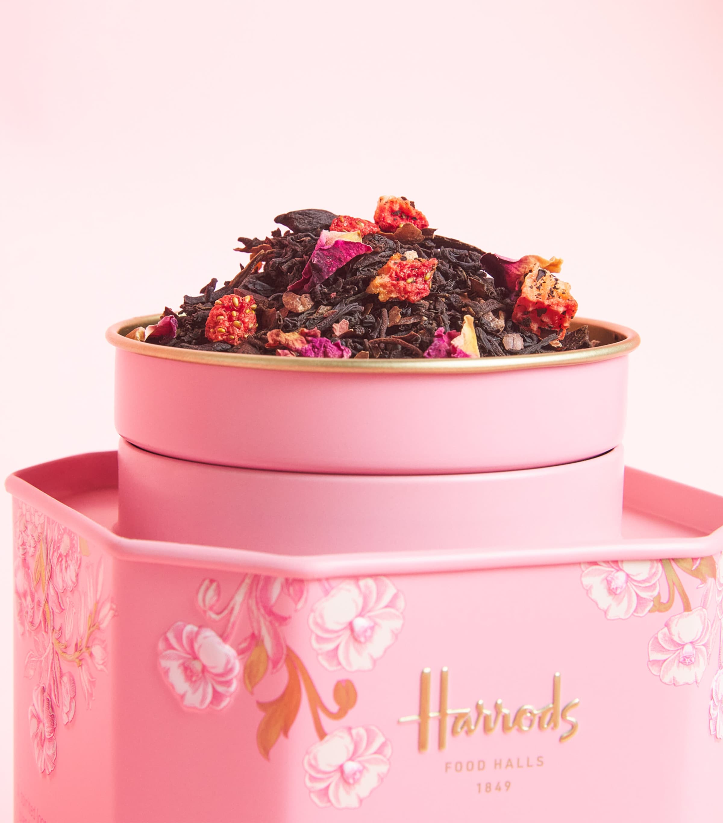 Harrods With Love Loose Leaf Tea (100g) Image 2