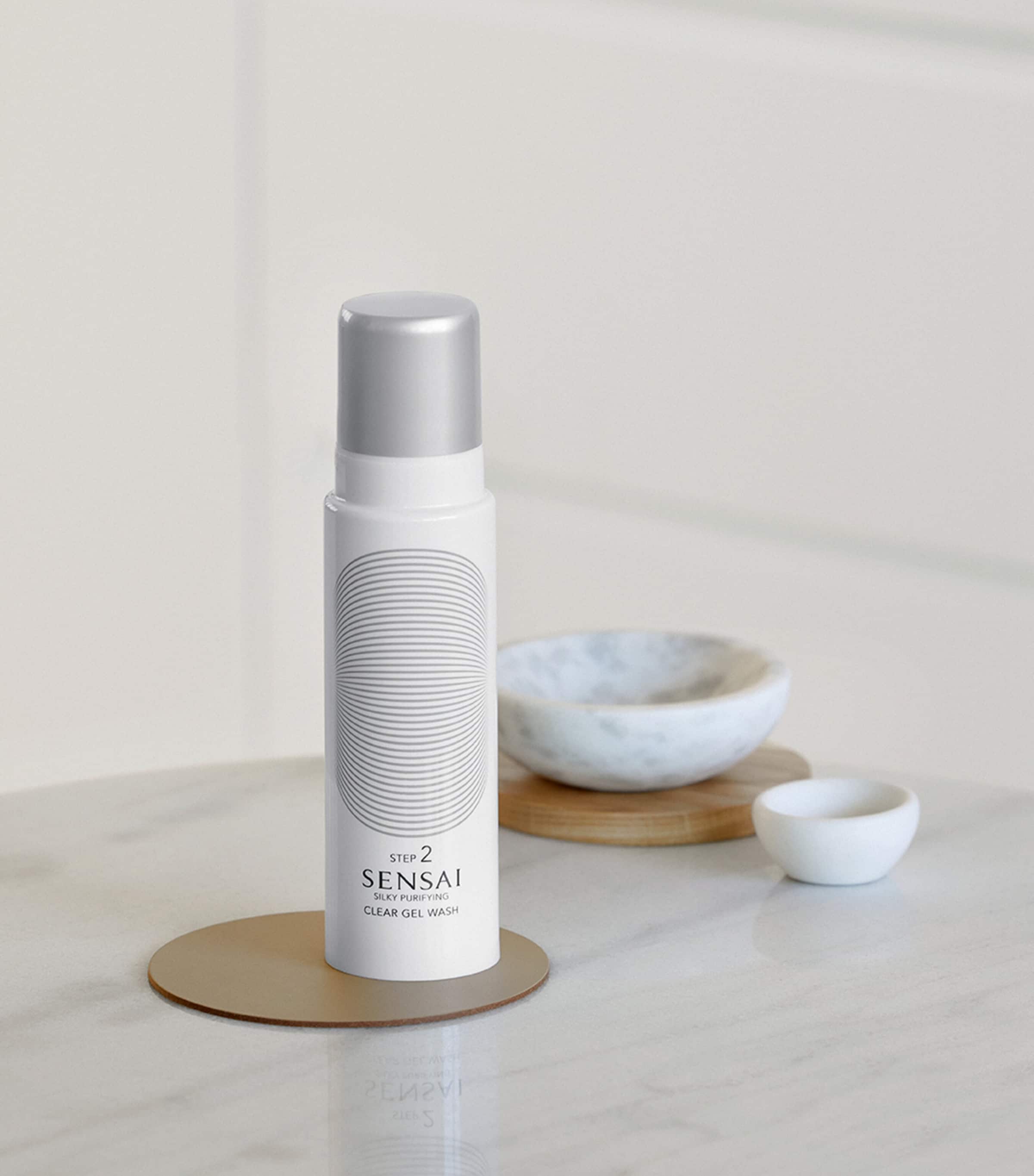 Silky Purifying Clear Gel Wash (145ml) NO COLOUR Image 4