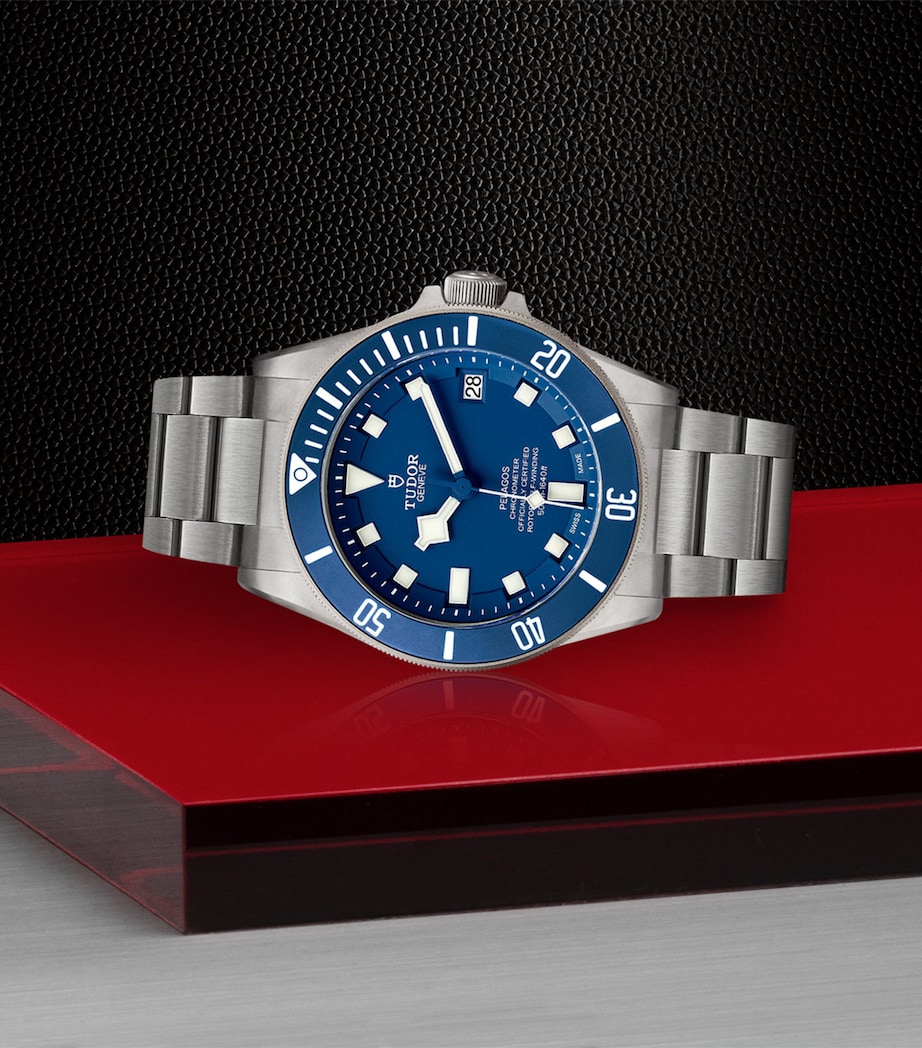 Pelagos Titanium and Steel Watch 42mm BLUE Image 5
