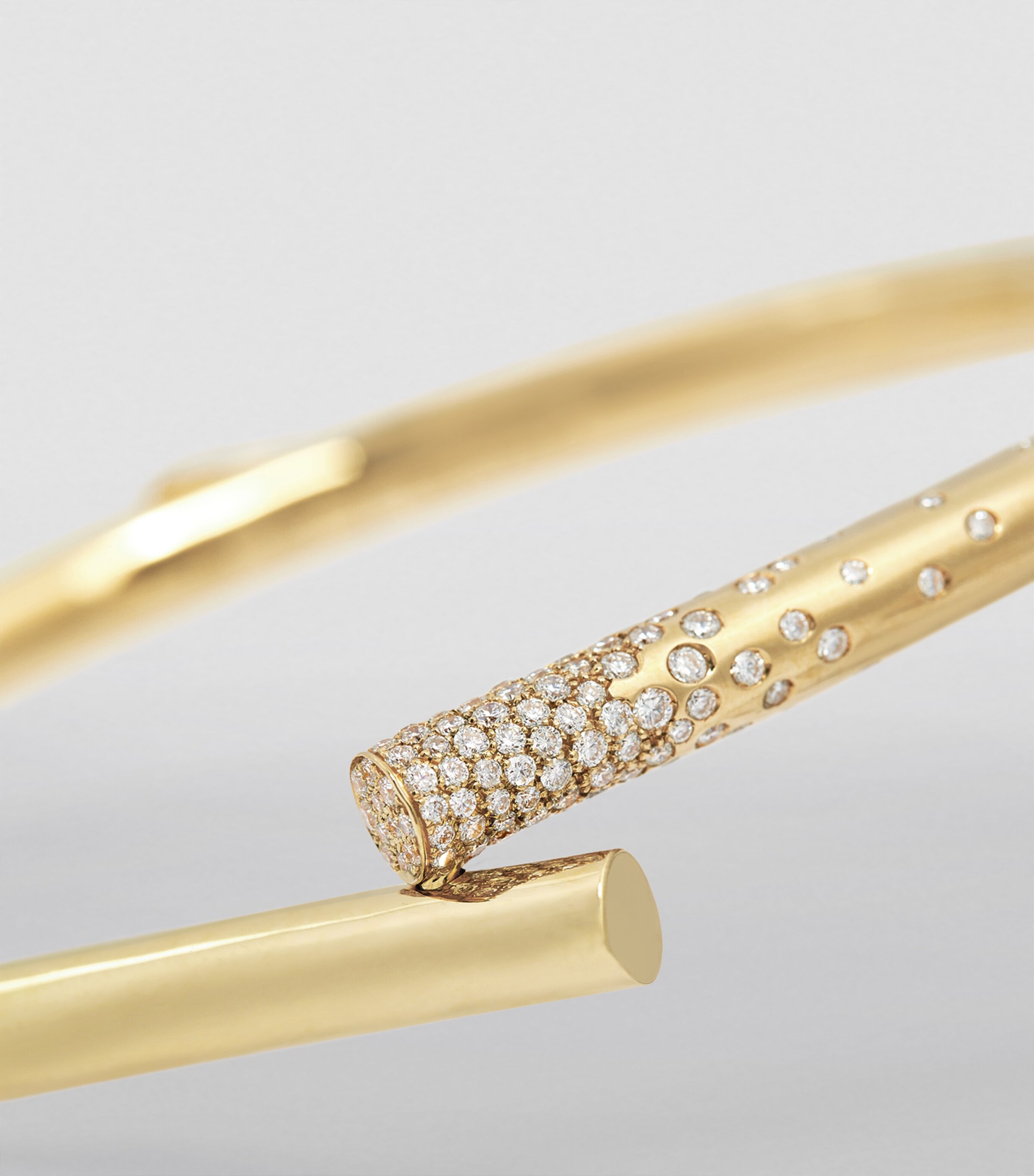 Yellow Gold and Diamond Oera Bangle YELLOW GOLD Image 6