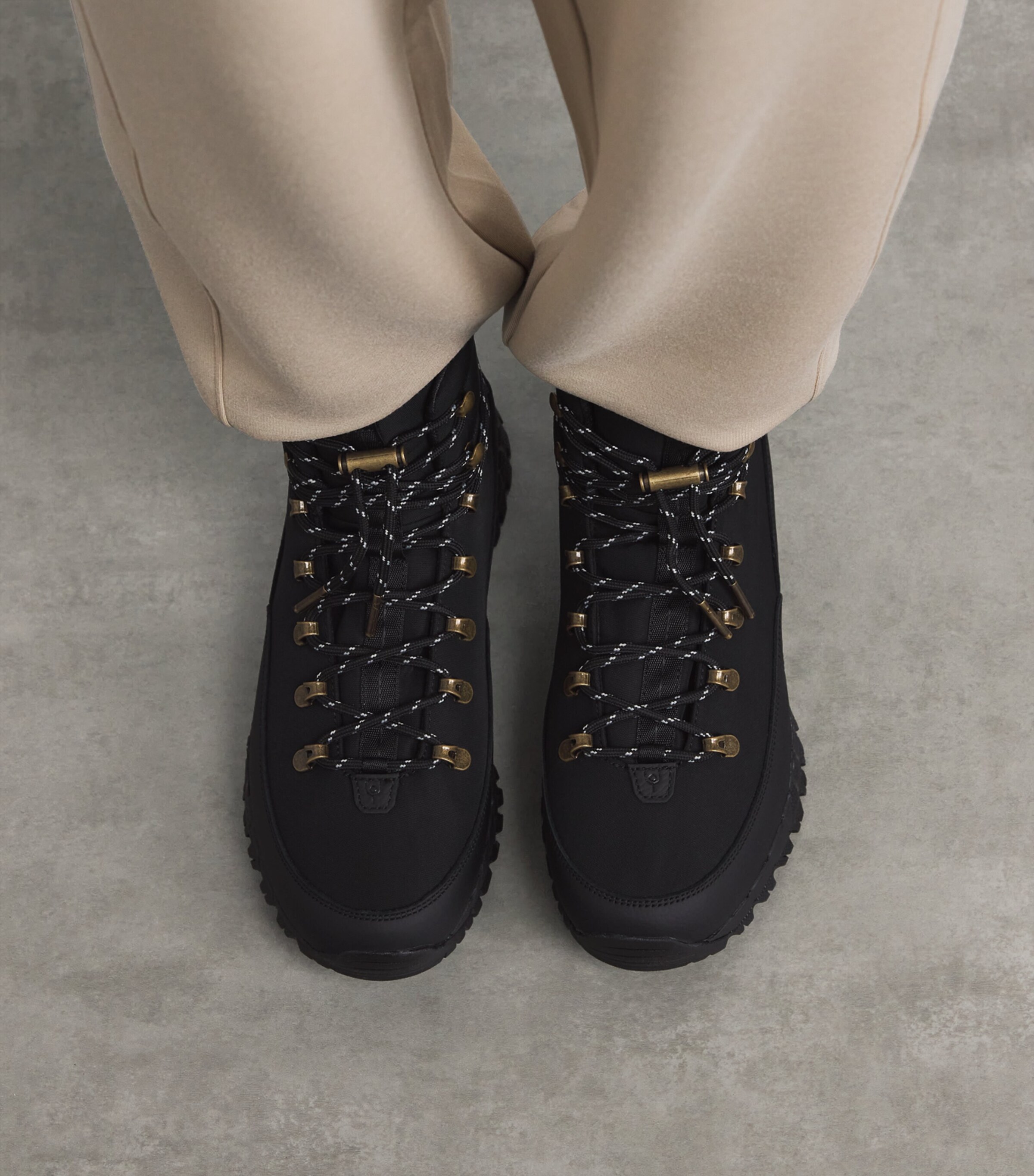 Y.O.U Bradgate Hiker Ankle Boots Black Image 2
