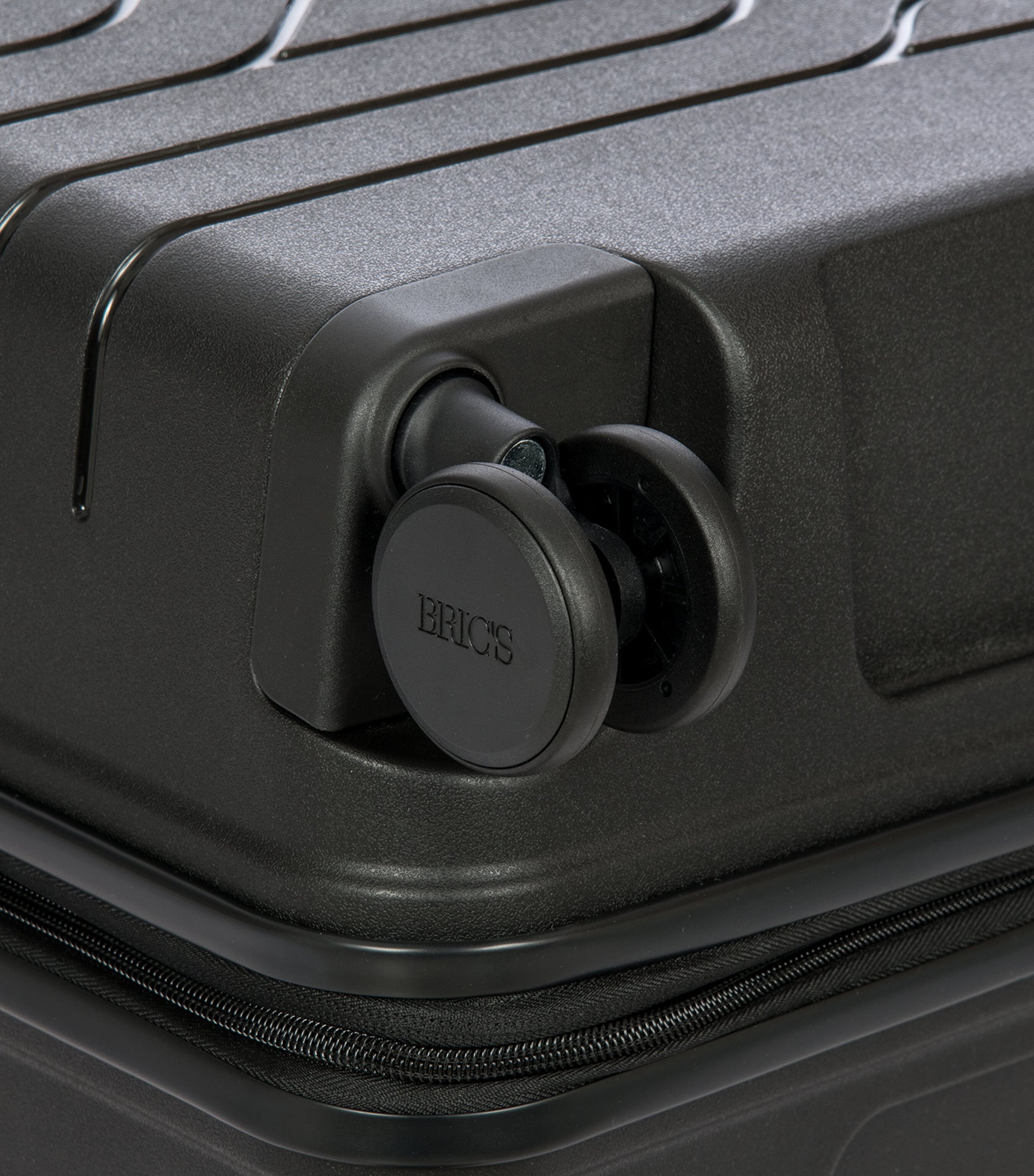 Ulisse Suitcase (71cm) BLACK001 Image 5