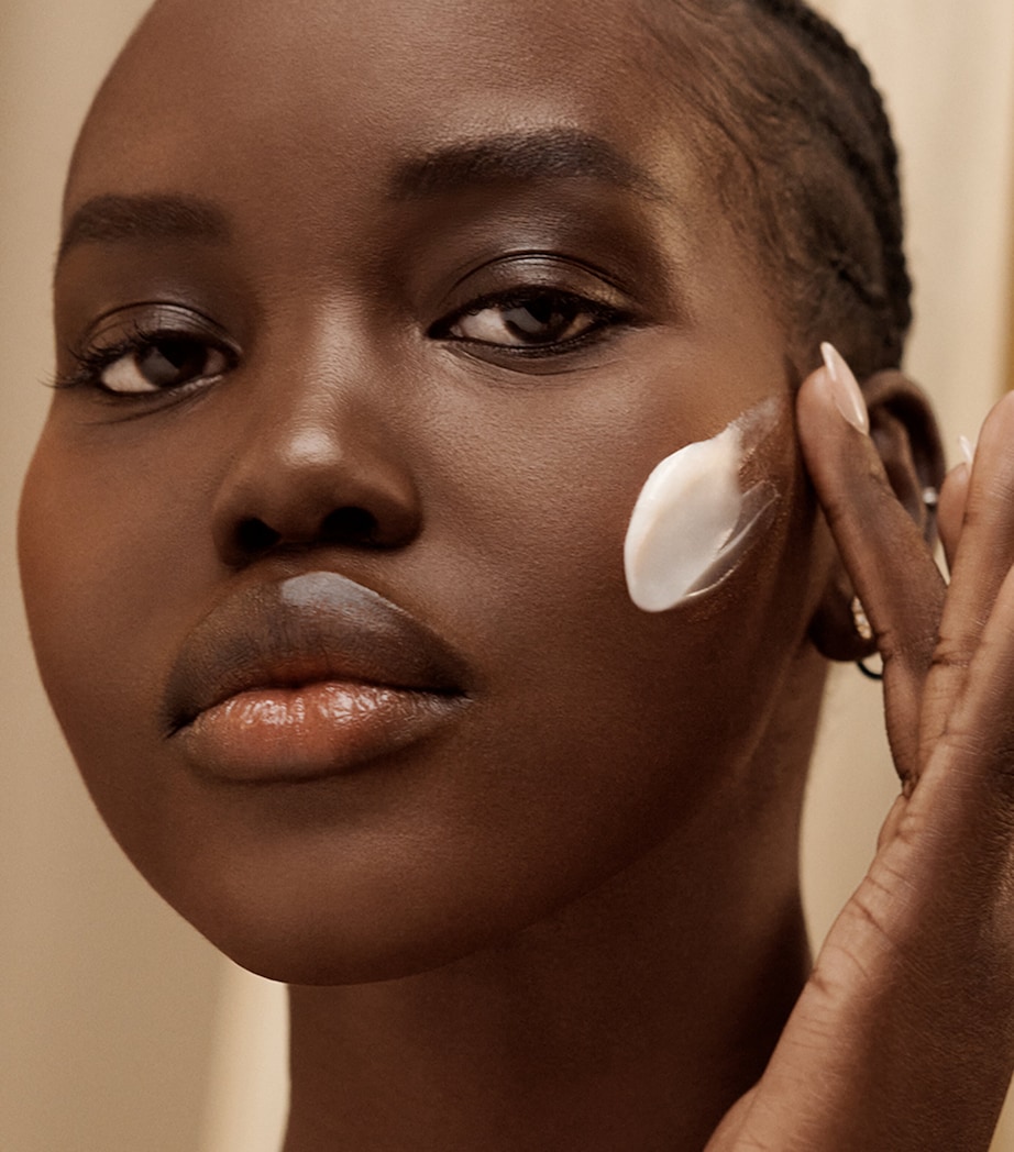 Revitalizing Supreme+ Youth Power Creme (30ml) NO COLOUR Image 4