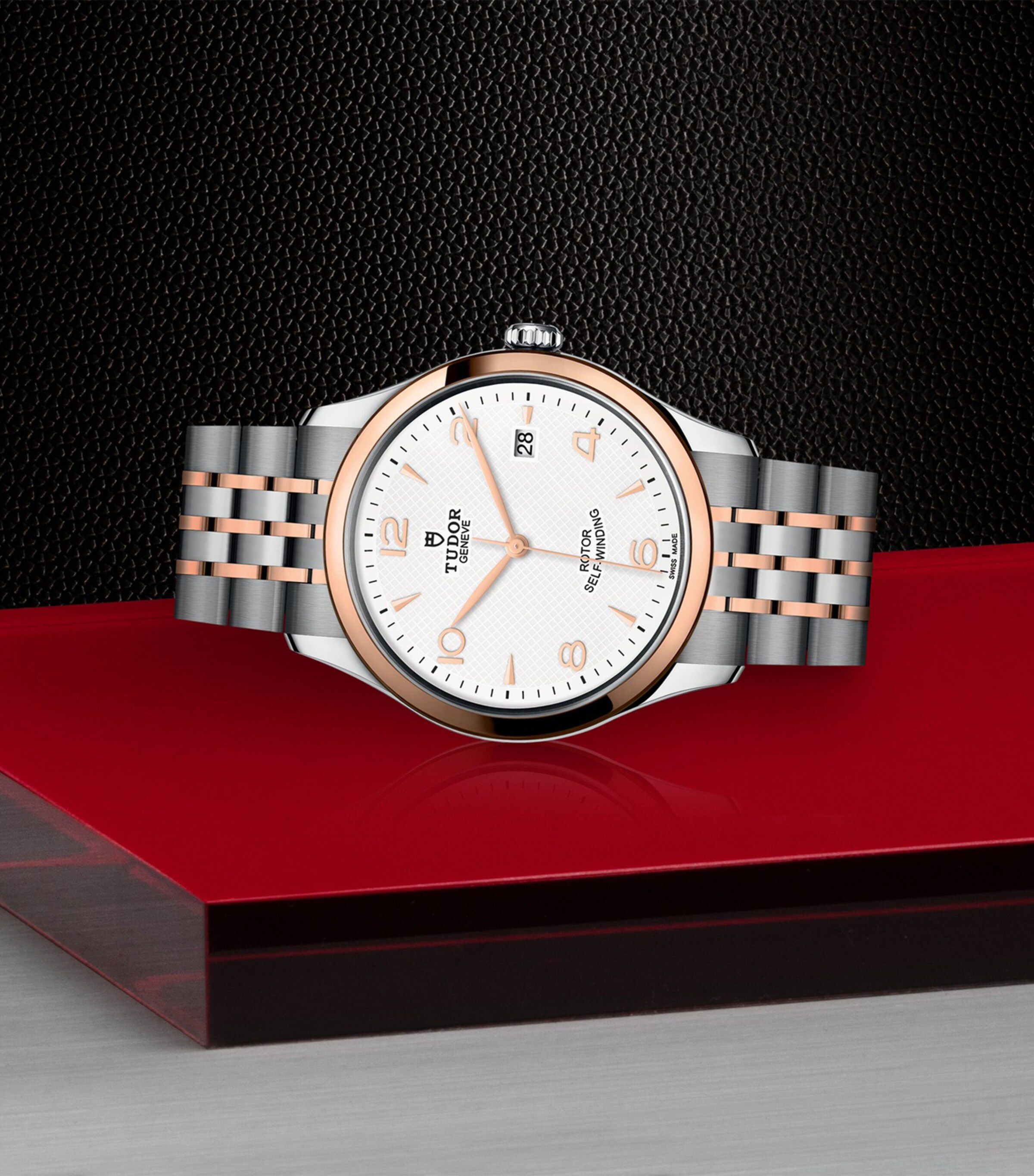 1926 Stainless Steel and Rose Gold Watch 39mm WHITE Image 2