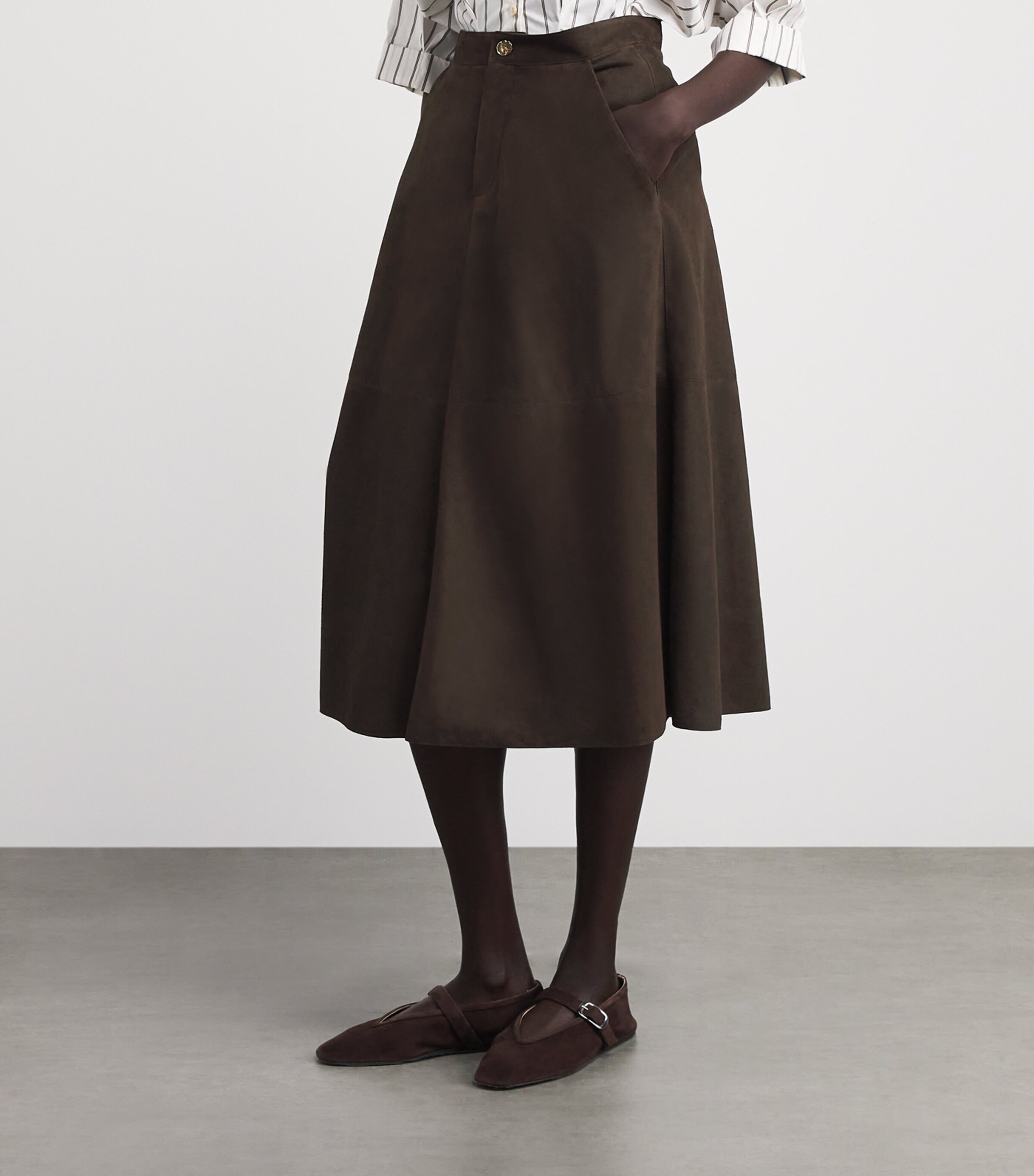 RETORI Womens Suede Straight Midi Skirt Chocolate Image 4