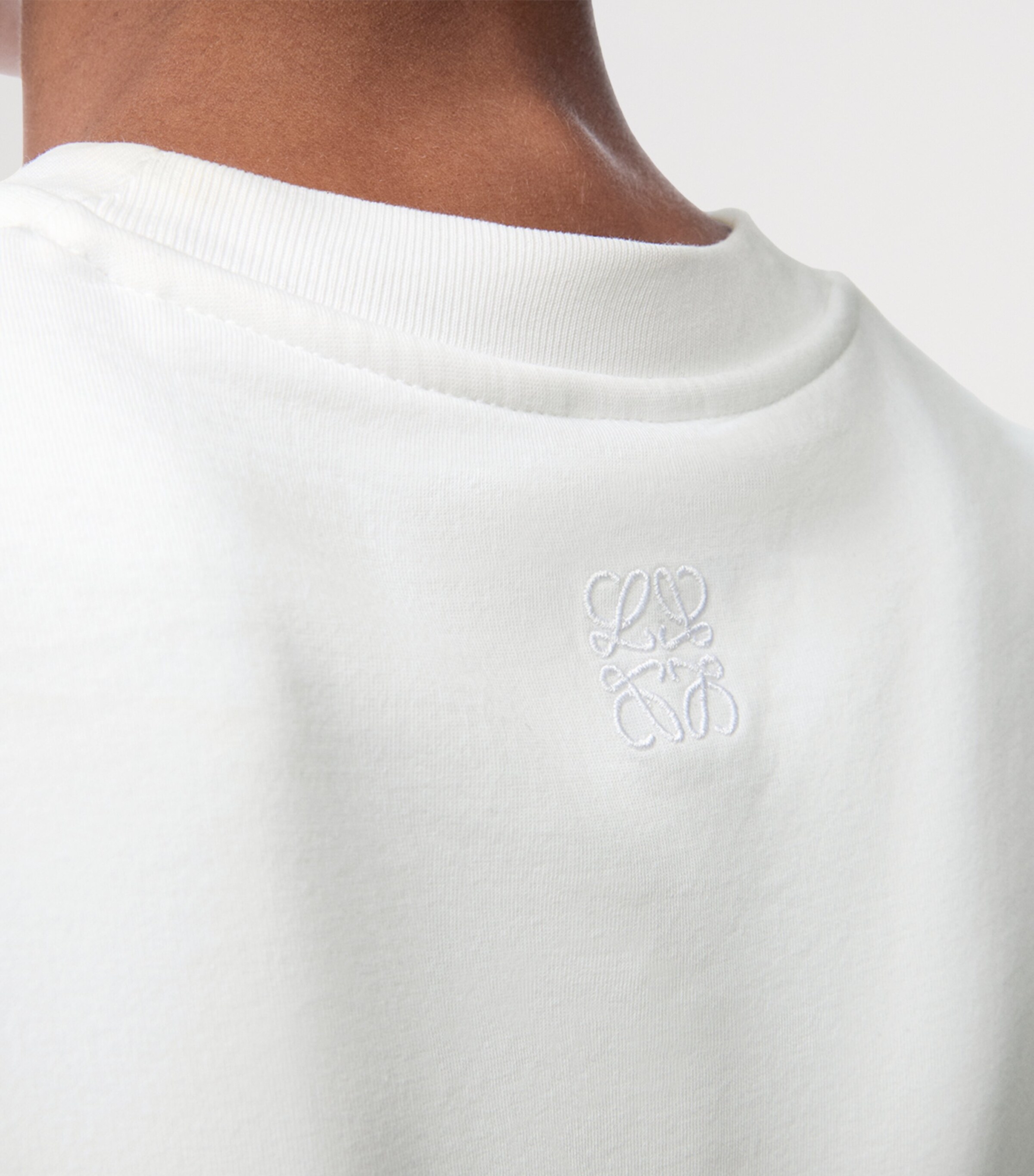 再お値下げ！LOEWE ツイストディテール Tシャツ ホワイト S LOEWE White Twist-Detail T-Shirt | Harrods UK