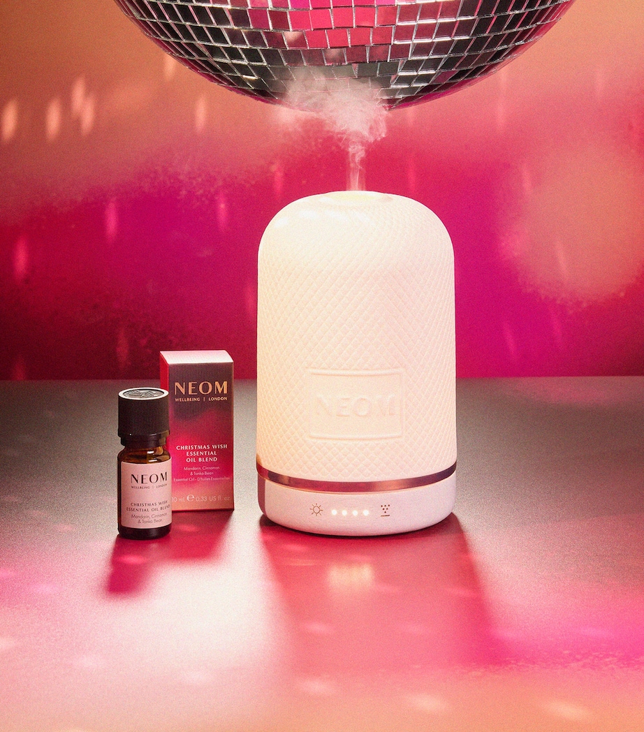 Christmas Wish Essential Oil Blend (10ml) NO COLOUR Image 2