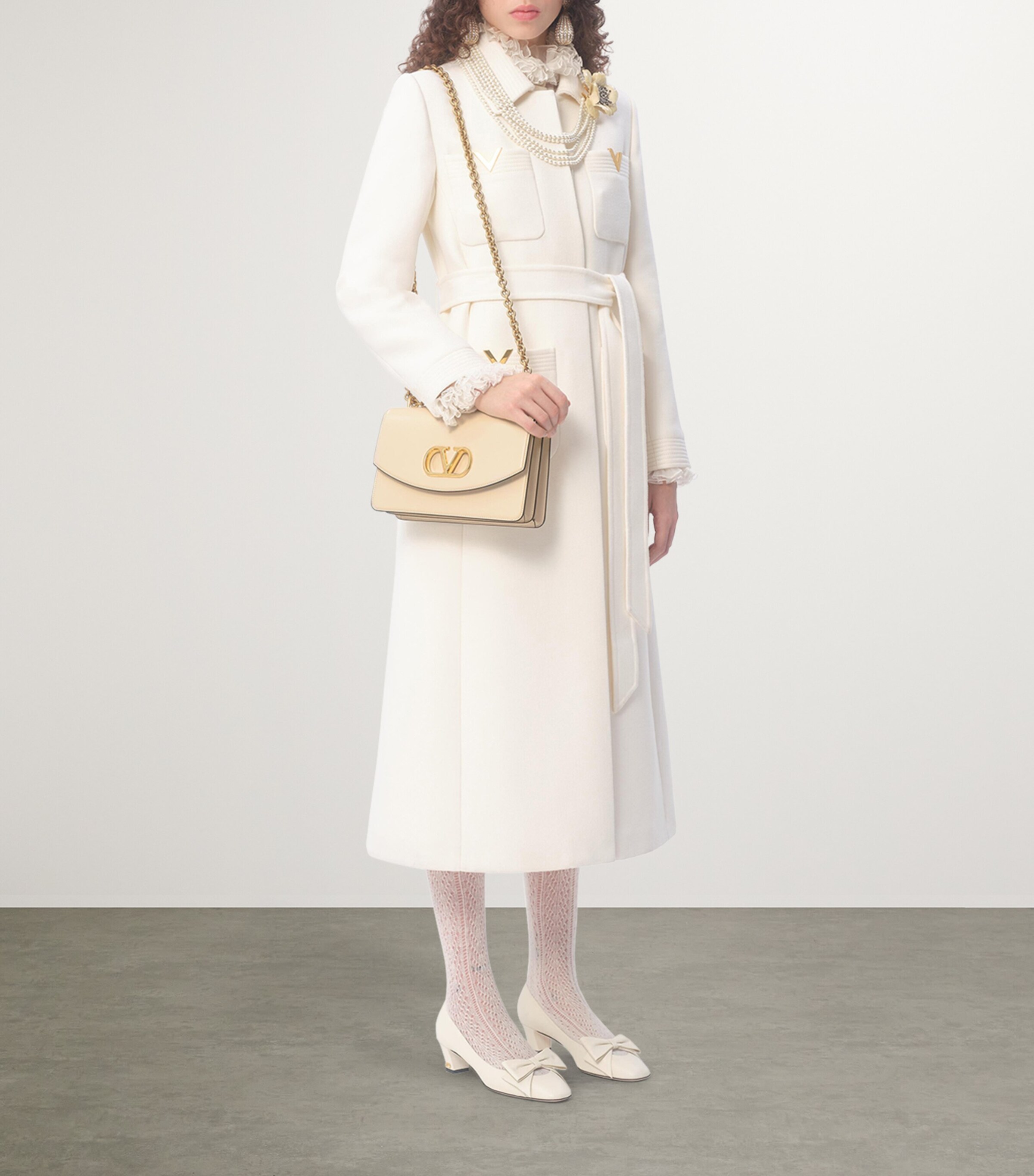 Calf Leather Vain Shoulder Bag REN Image 6