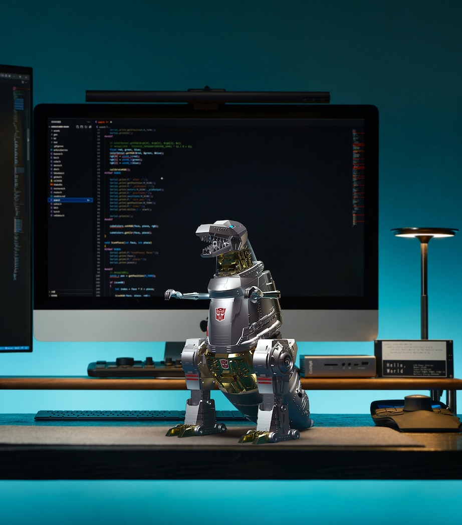 Flagship G1 Grimlock Robot Toy MULTI Image 5