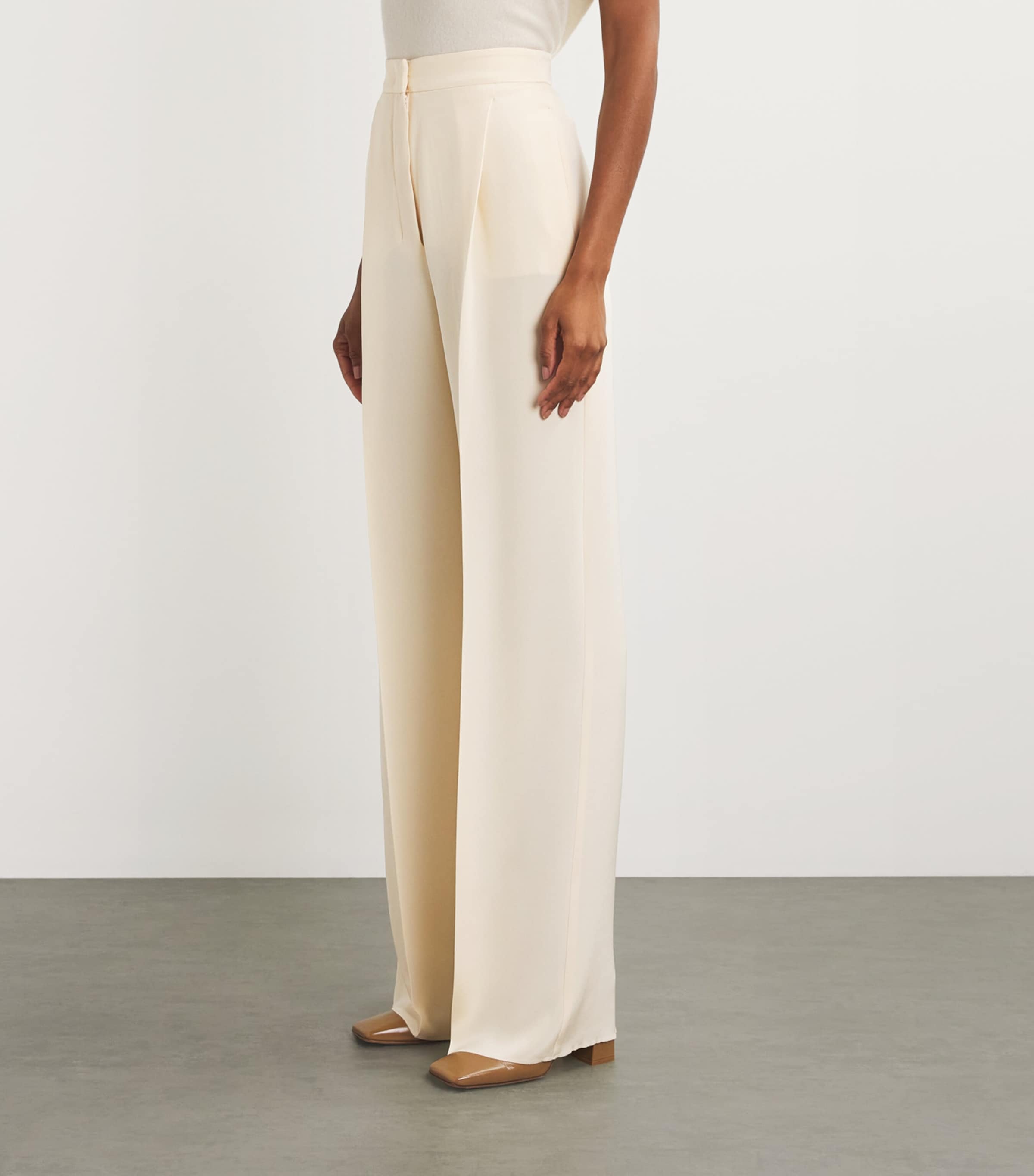VIP【送料関税込】MAXMARA SATIN WIDE-LEG SILK TROUSERS Satin trousers | Max Mara