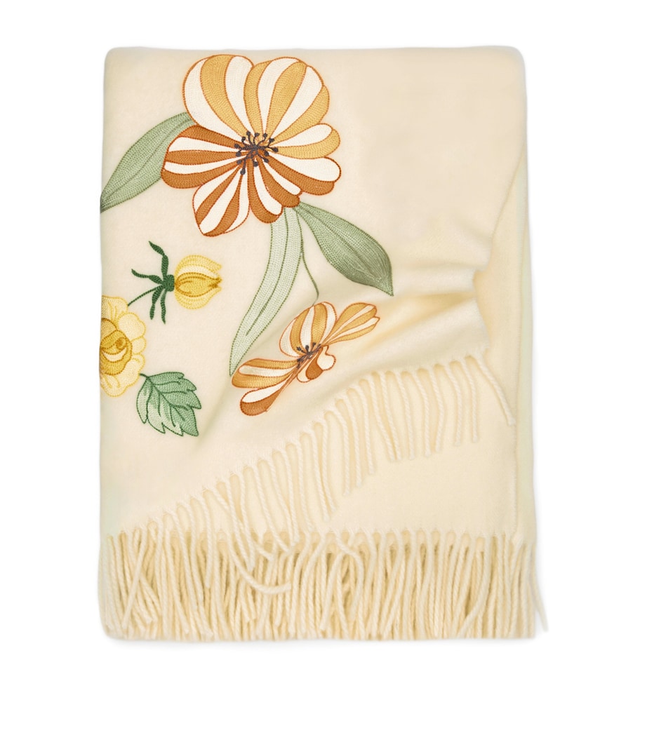 Virgin Wool Giardino Throw (132cm × 159cm) CREAM WOOL Image 1
