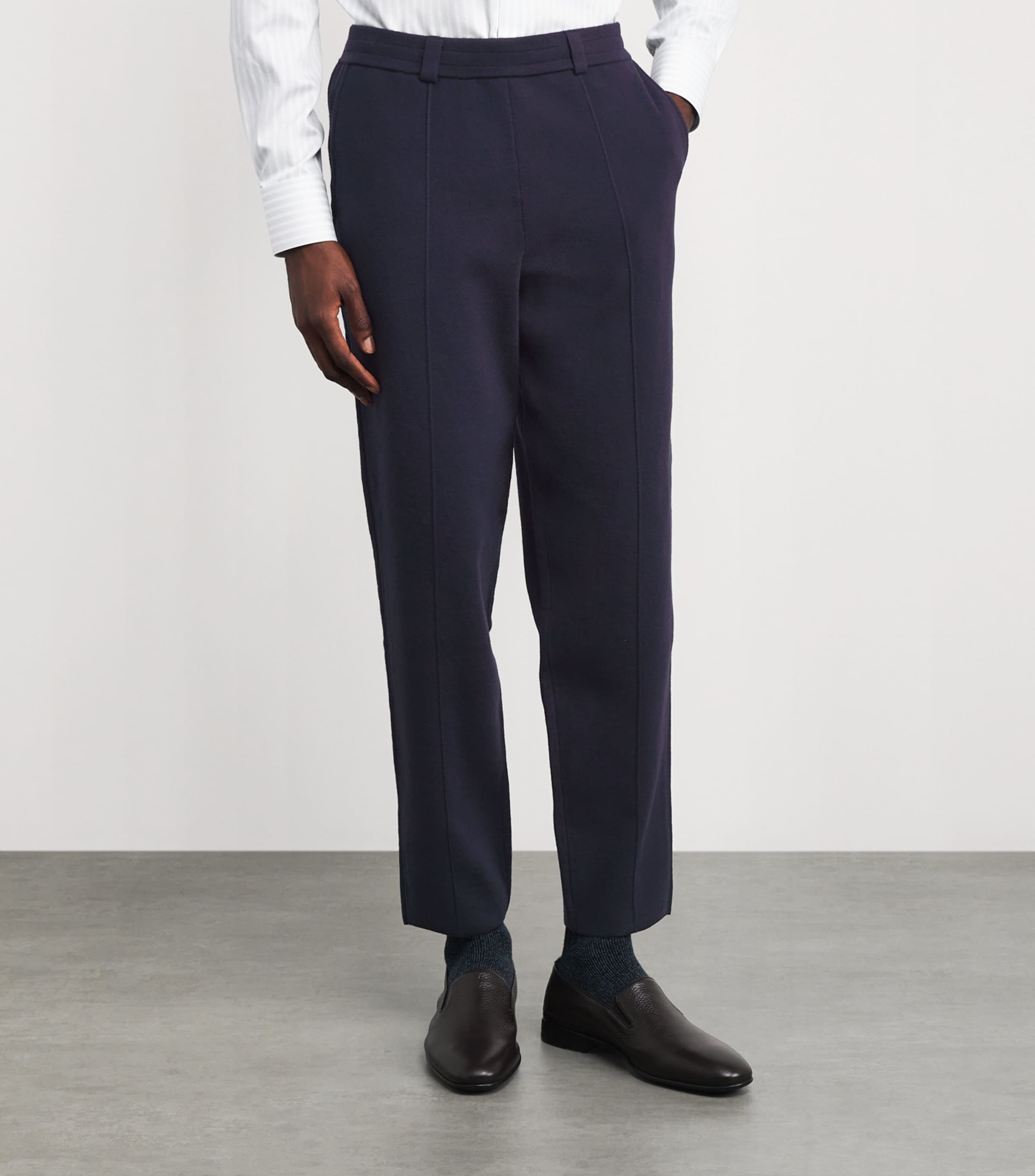 Falke Mens Organic Cotton Milano Trousers Night Sky Image 4