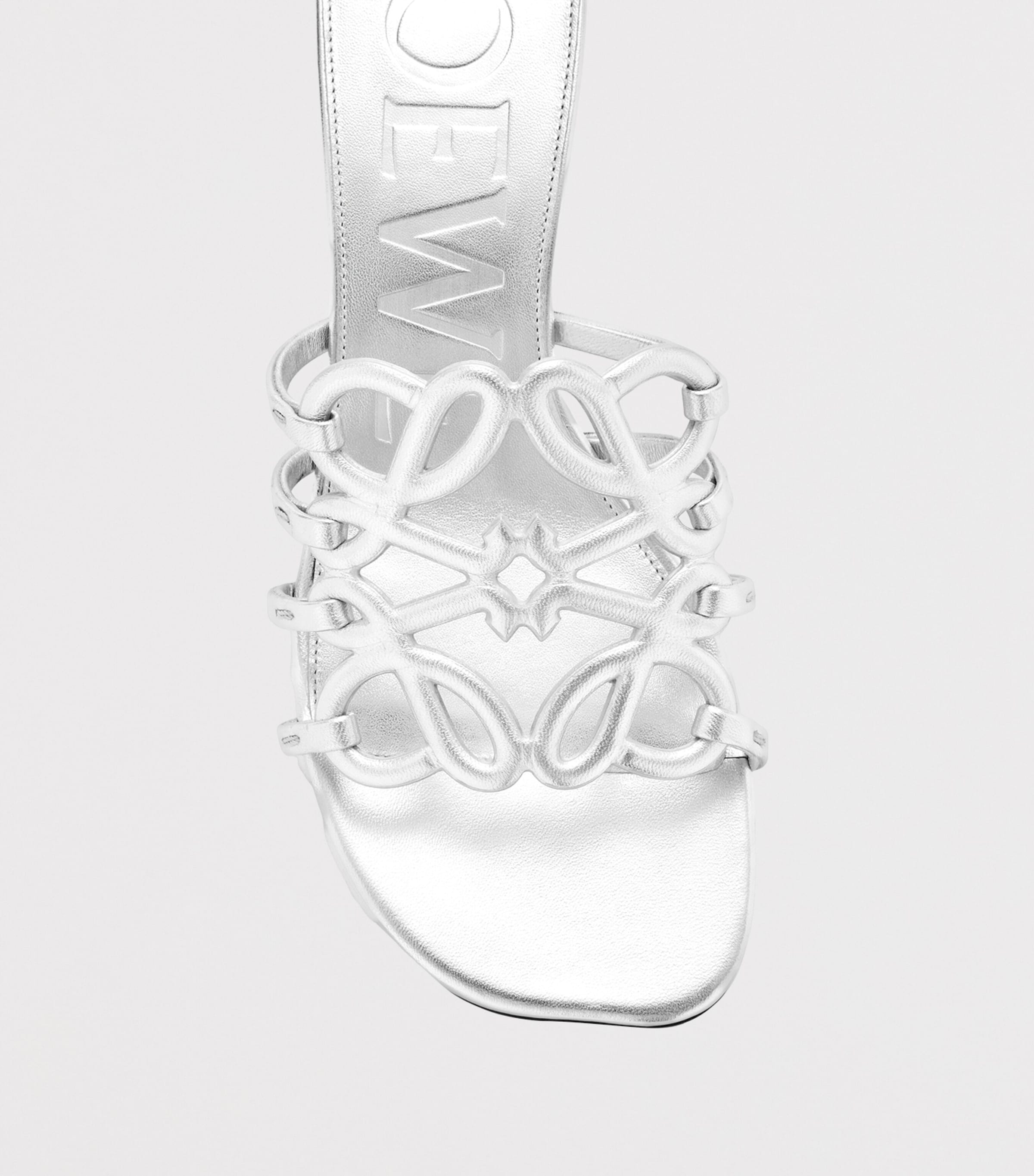 LOEWE x Paula's Ibiza Leather Petal Anagram Heeled Mules 45 Silver Image 4