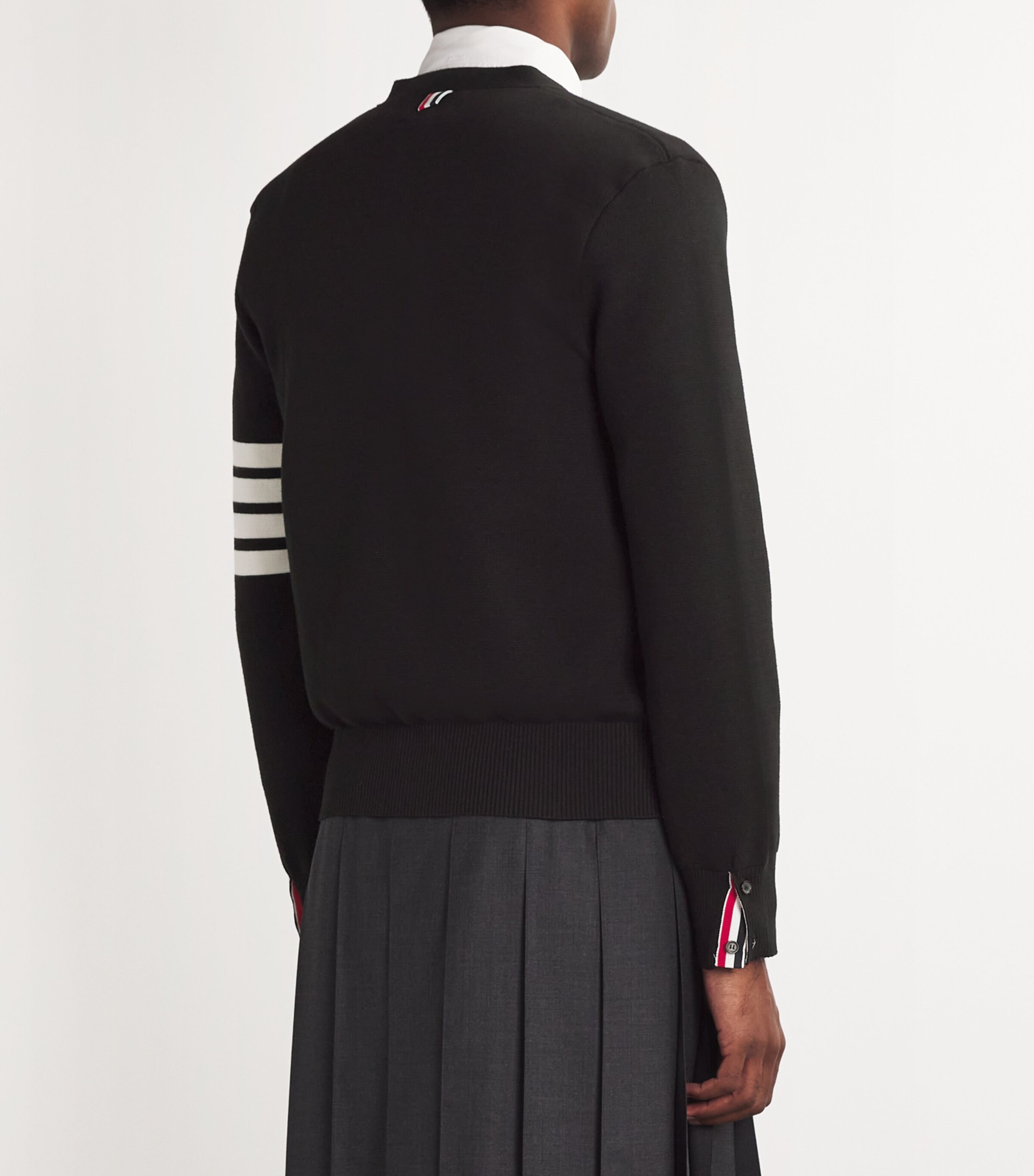 Milano-Stitch V-Neck Cardigan BLACK Image 4