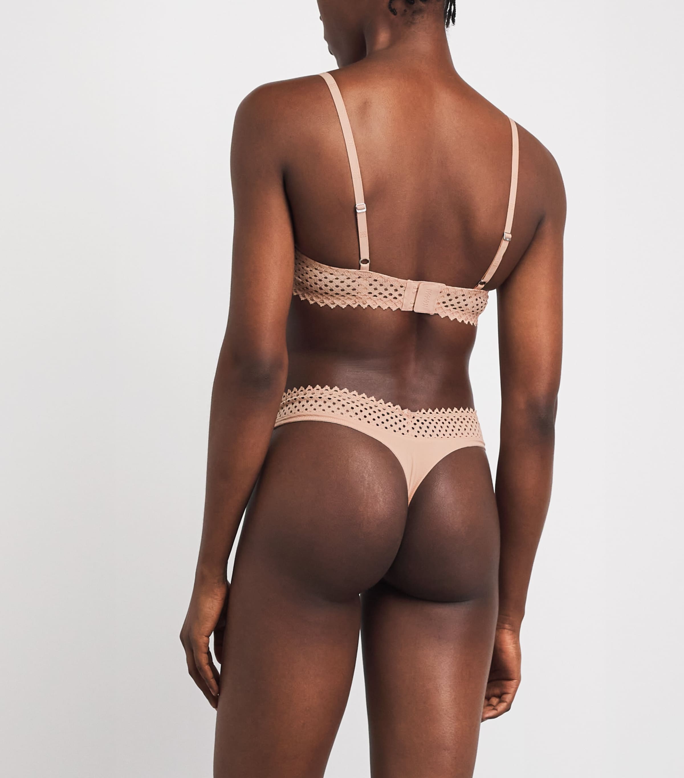 Wolford Womens Romantic Net Thong Rose Tan Image 3