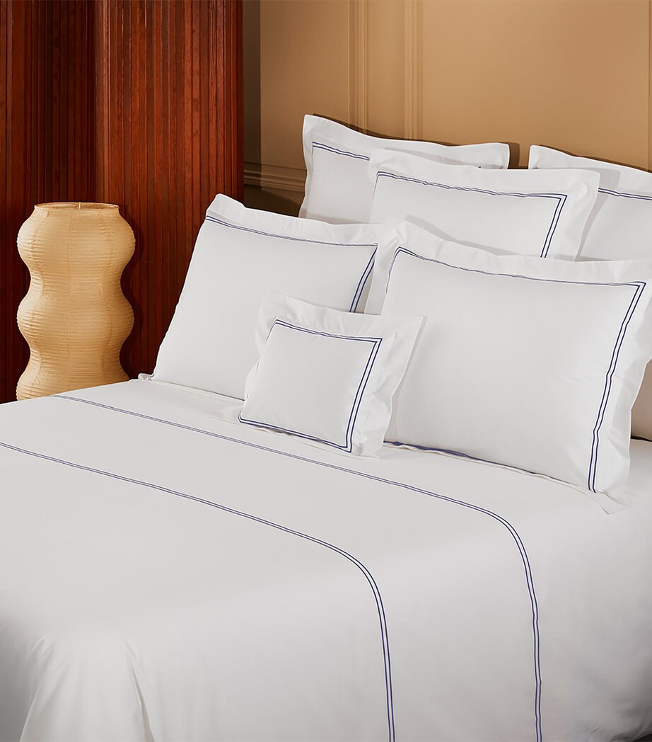 Yves Delorme Organic Cotton Duo Standard Oxford Pillowcase (50cm x 75cm) Marine Image 4