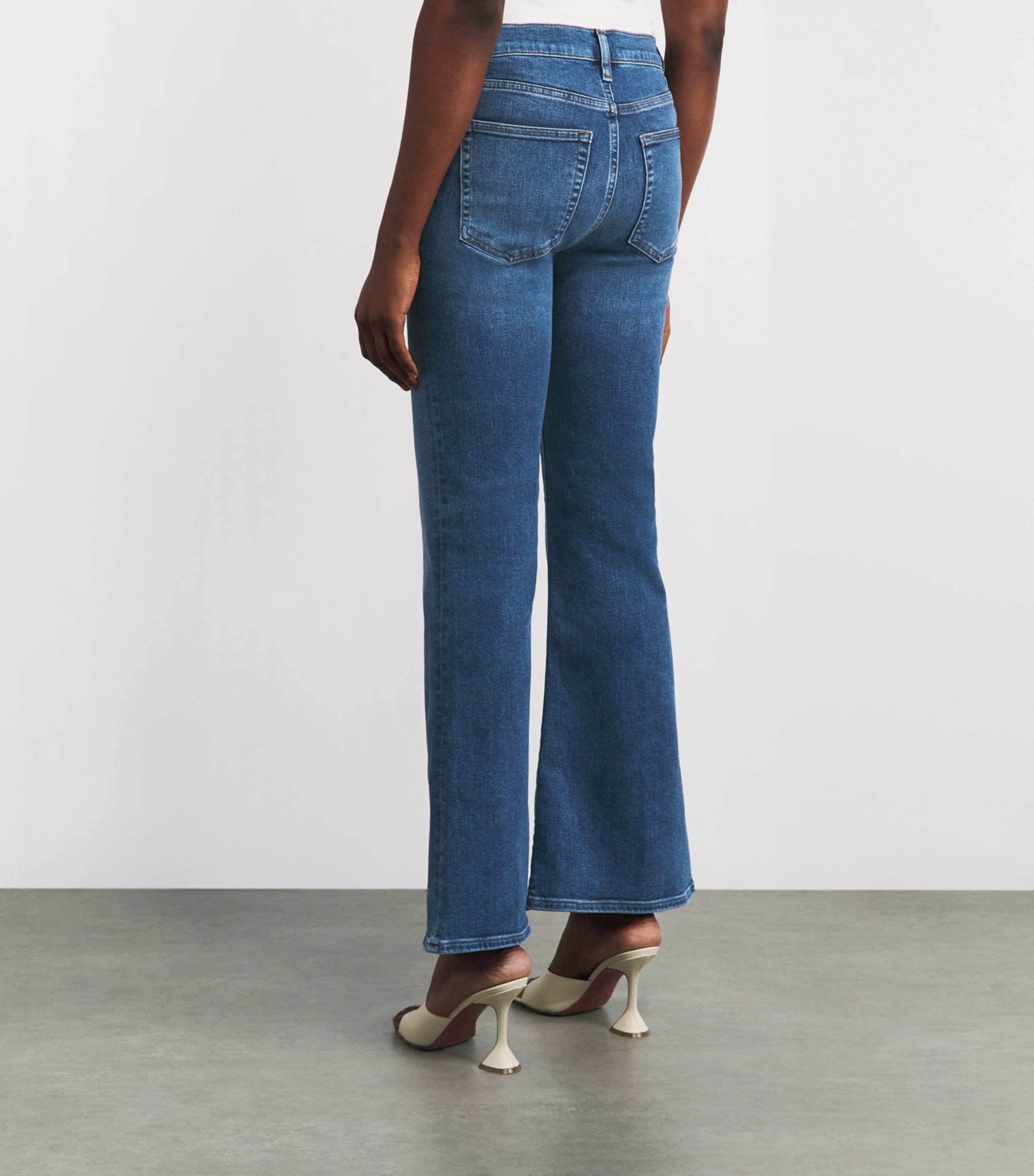 FRAME Womens The Icon Mid-Rise Flared Jeans Provence Image 5