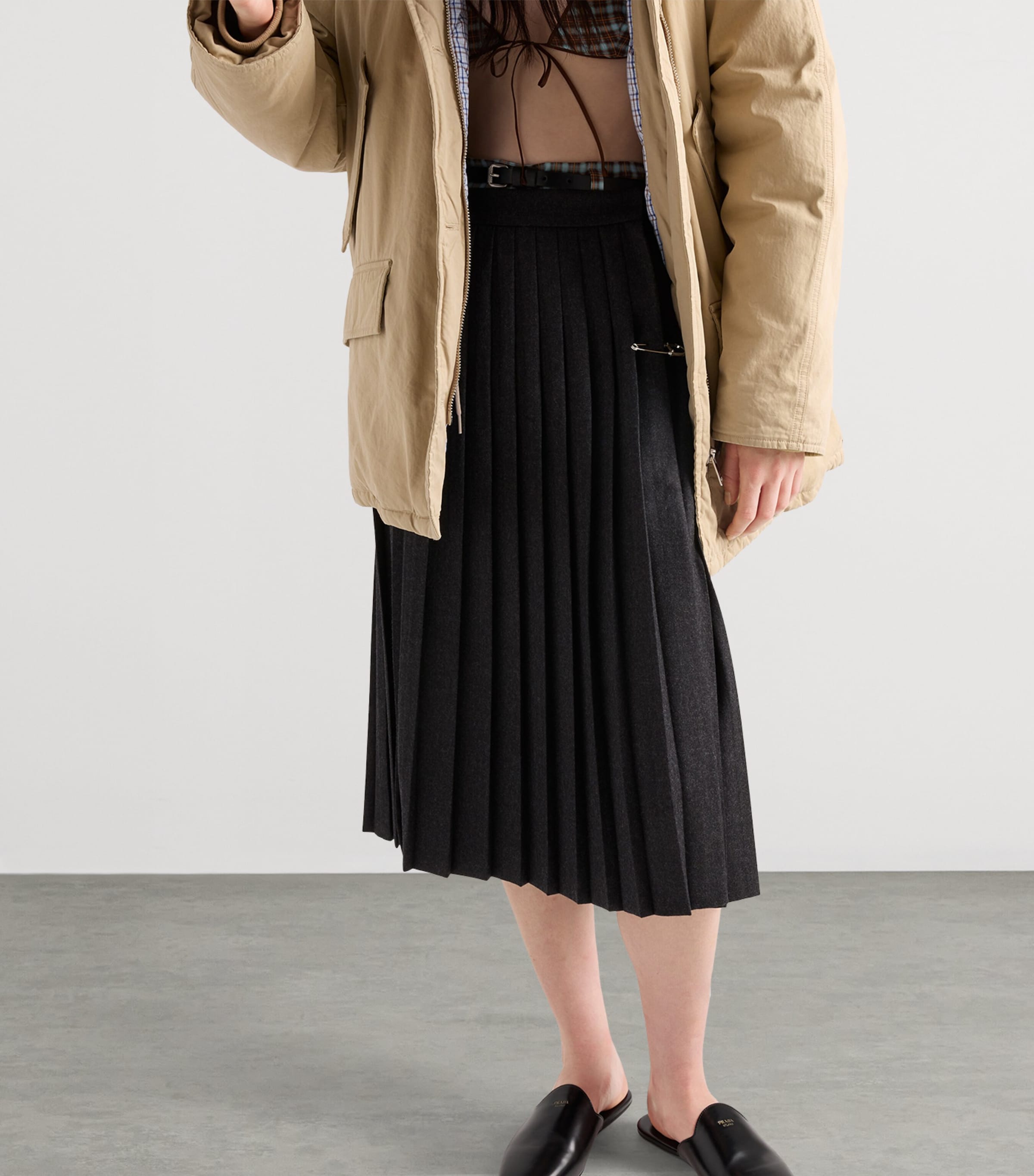 Wool Pleated Midi Skirt F0308 Image 3