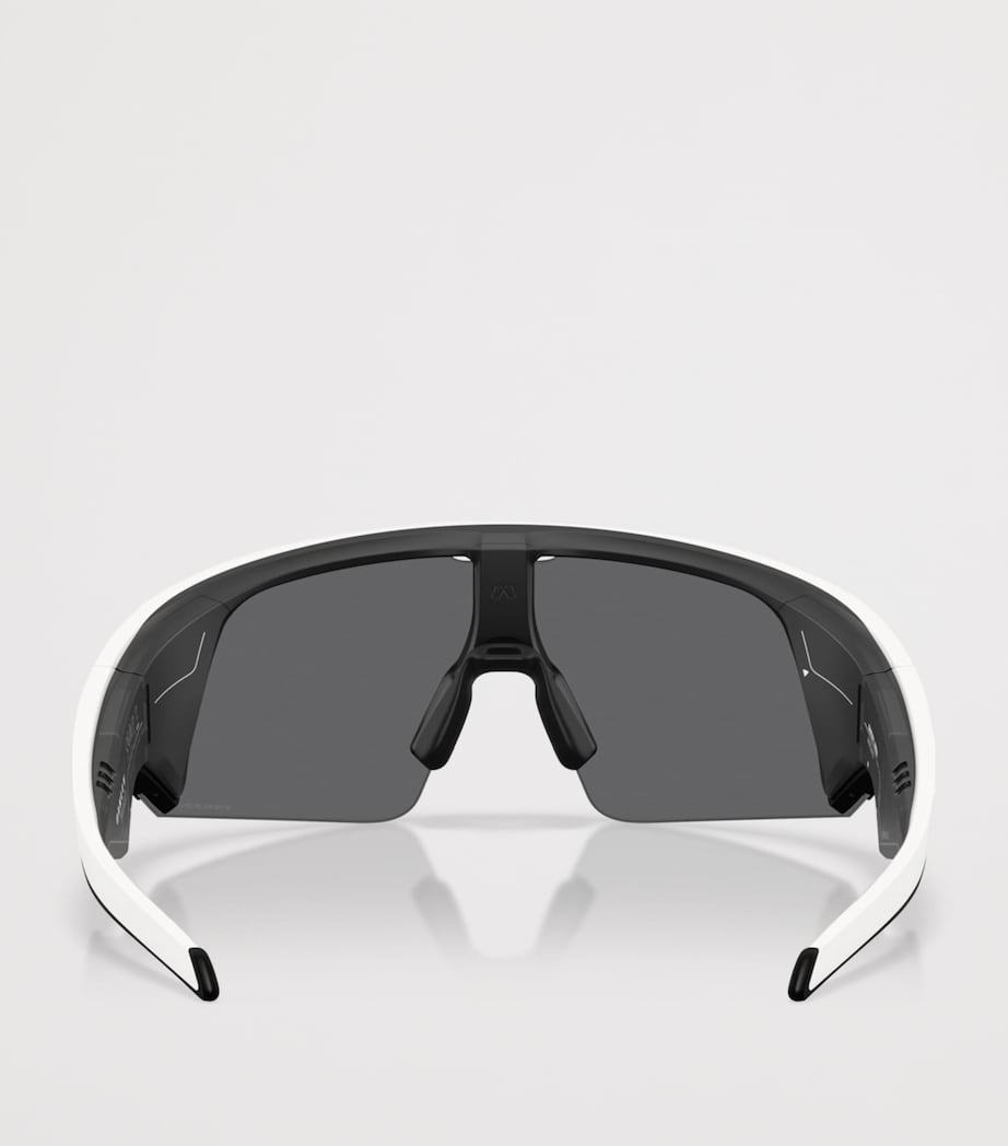 Oakley Meta AI Vanguard Sunglasses Image 4