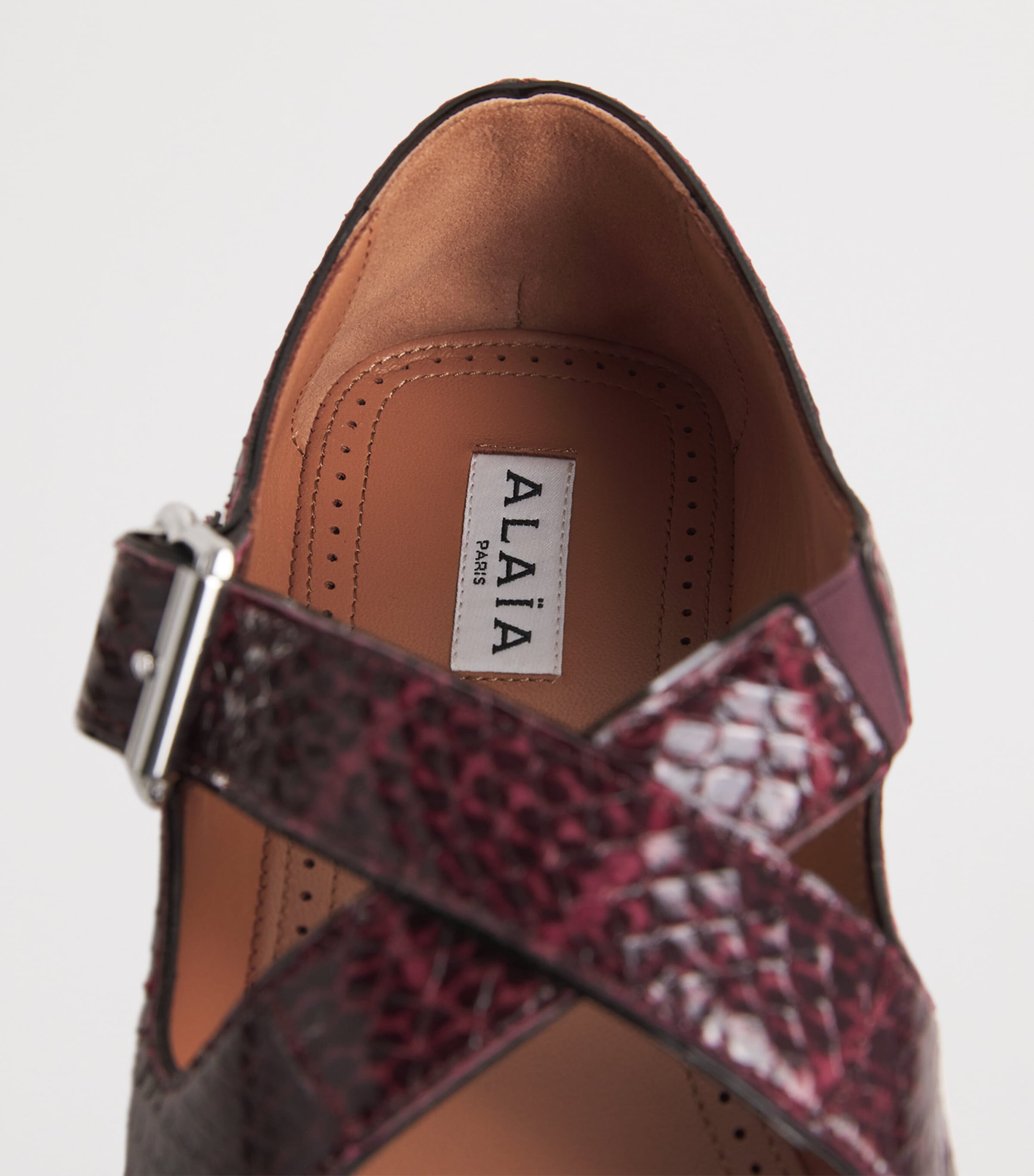 Alaïa Womens Snakeskin Criss-Cross Ballet Flats Bordeaux Image 7