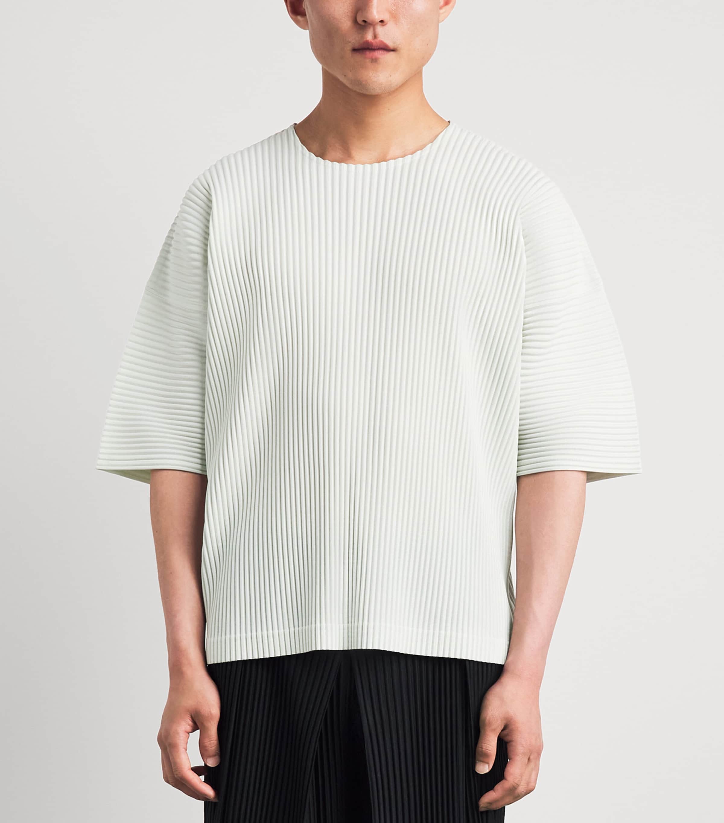 Homme Plissé Issey Miyake Mens Pleated Short-Sleeve T-Shirt Duomo Green Image 4
