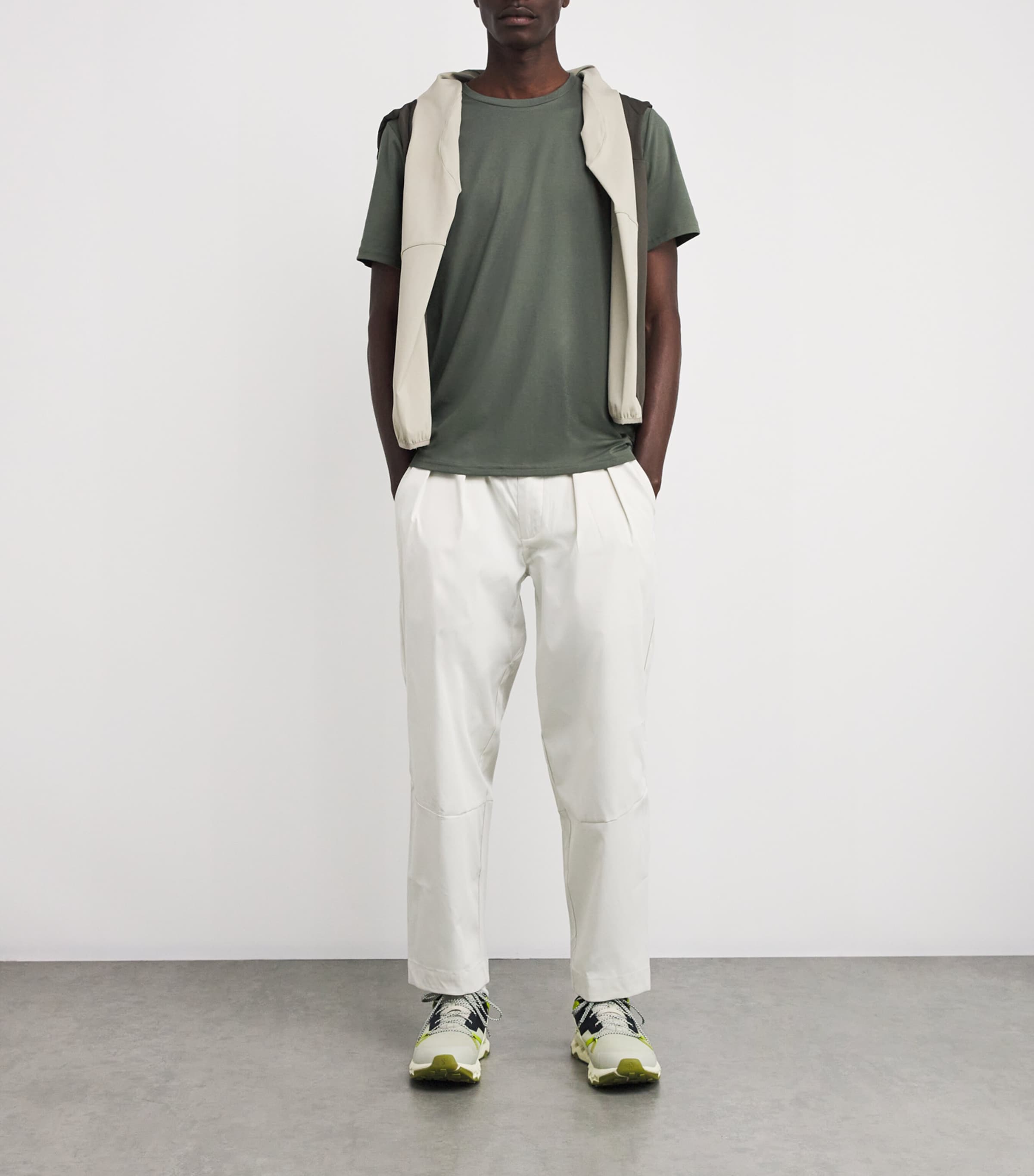 Cotton-Blend Performance T-Shirt FOSSIL GREEN Image 2