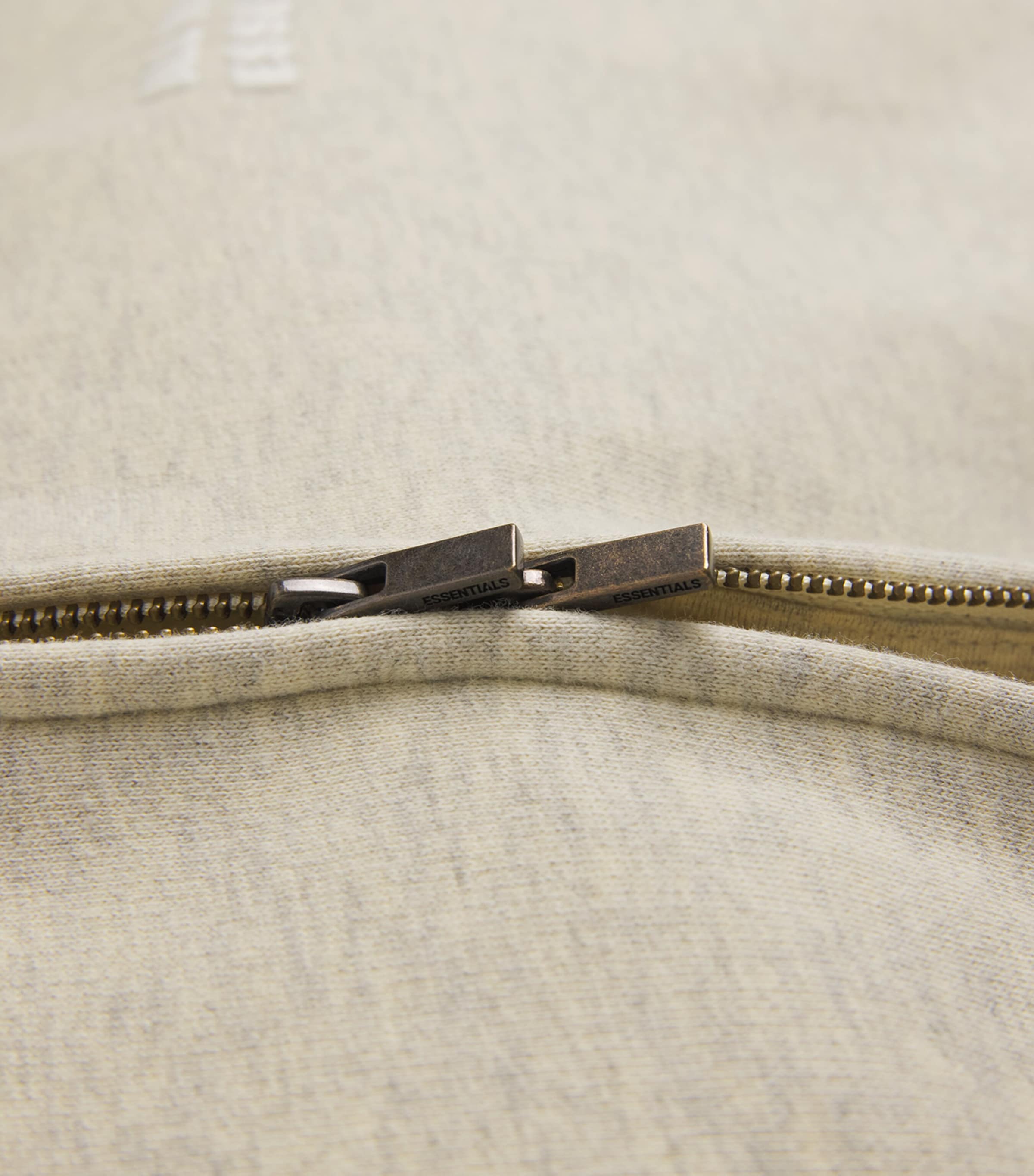 FEAR OF GOD ESSENTIALS Mens Cotton ‘90s Hoodie Wshd Vnla Hther Image 6