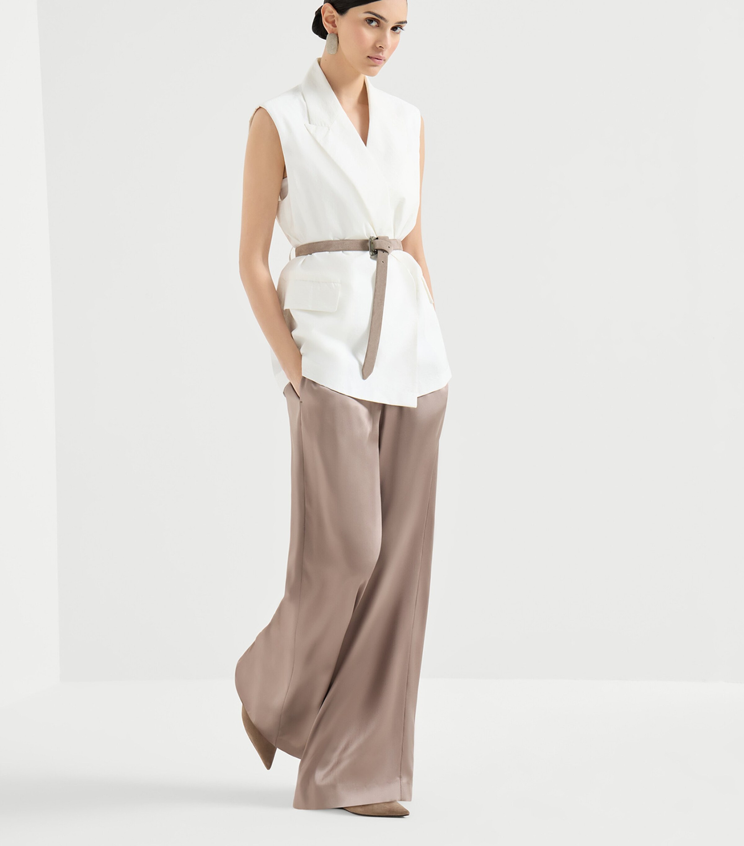 Brunello Cucinelli Womens Stretch-Silk Satin Wide-Leg Trousers Image 4