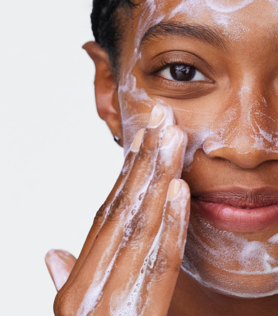 Take The Day Off Facial Cleansing Mousse (125ml) NO COLOUR Image 5