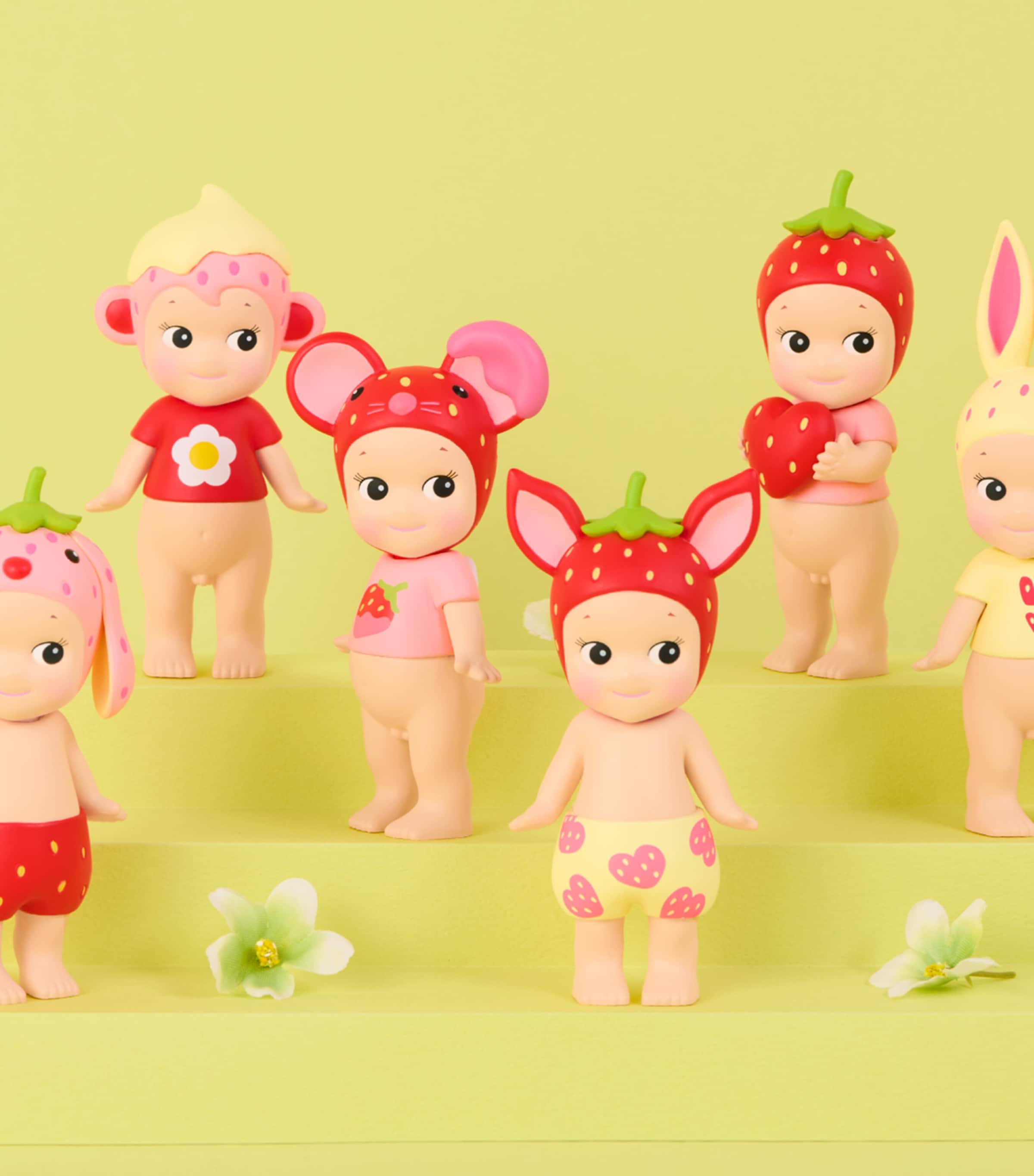 Sonny Angel Strawberry Love Series Minifigure Blind Box Image 2