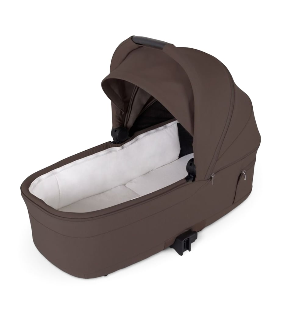 Silver Cross Nia Carrycot Chocolate Image 5
