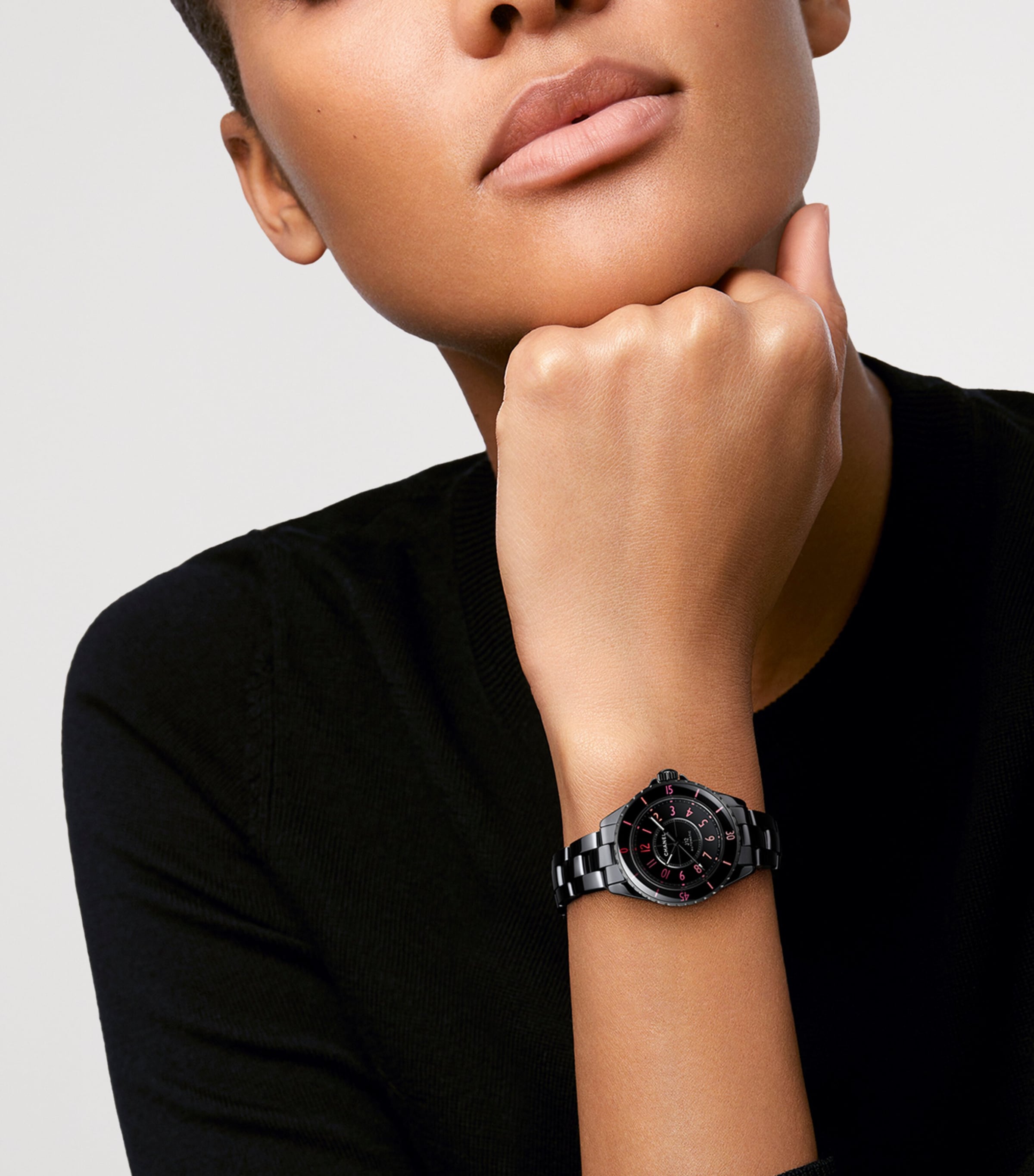 CHANEL Ceramic and Steel J12 Blush Calibre 12.2 Watch 33mm Black Image 2