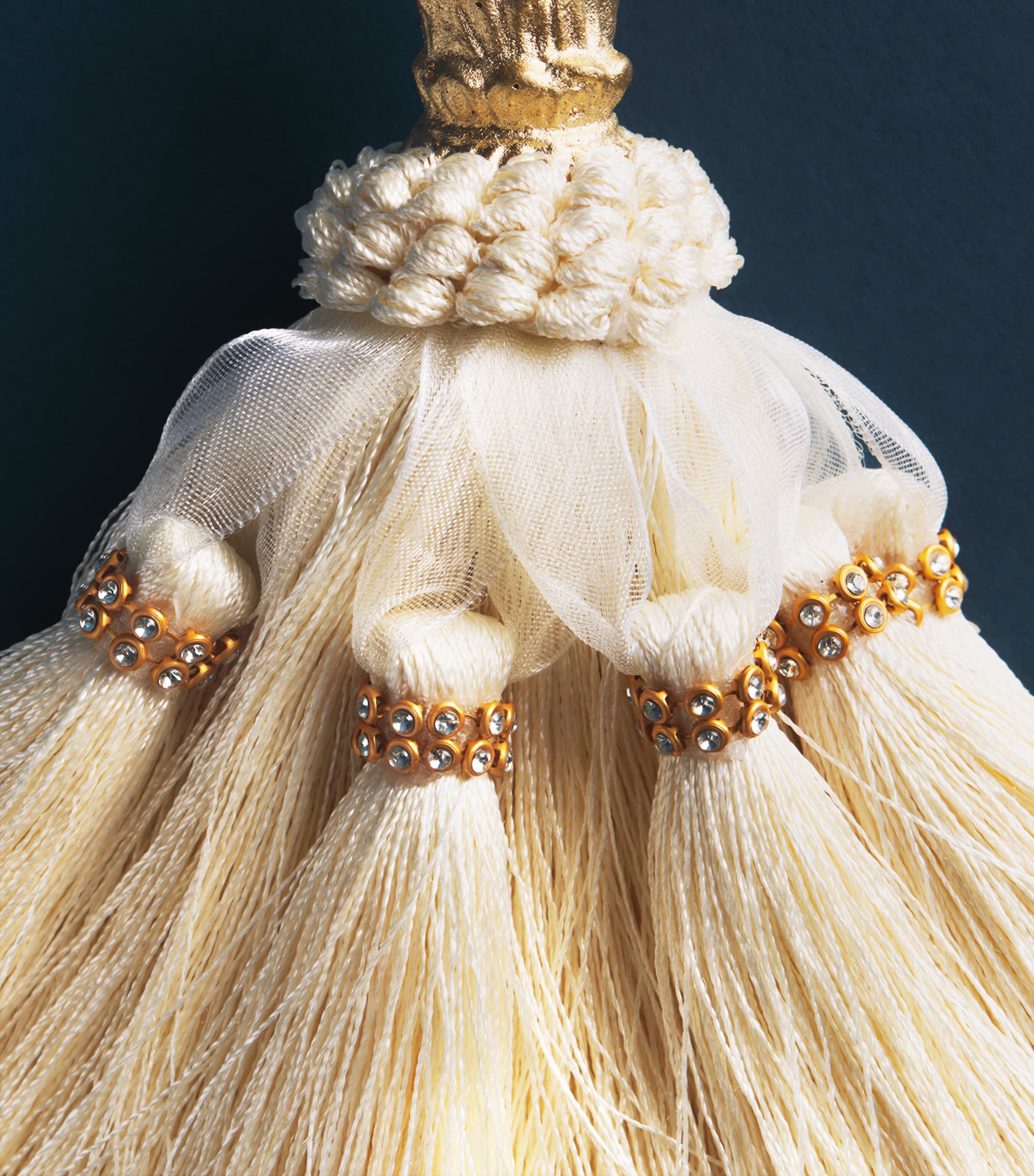 Tinker Tailor Crystal-Embellished Tassel Tree Decoration Ivory & Gold Image 2