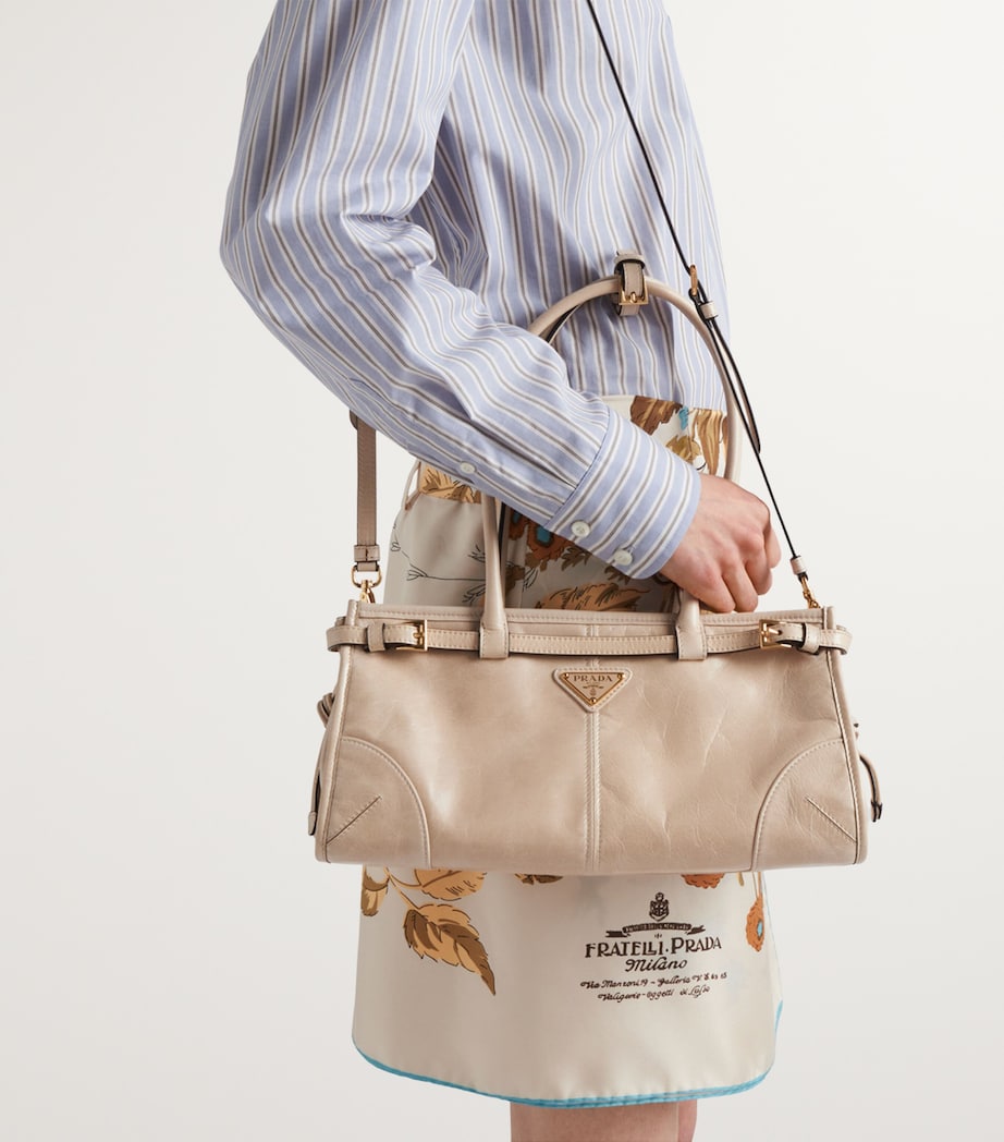 Medium Leather Bonnie Shoulder Bag F03MV Image 8