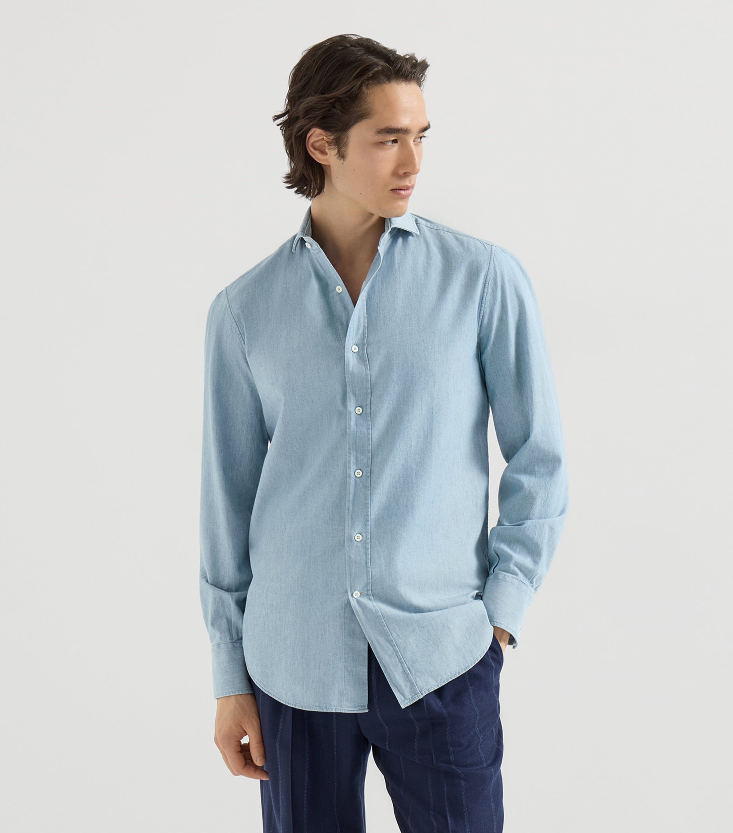 Brunello Cucinelli Mens Denim-Effect Chambray Shirt Image 4